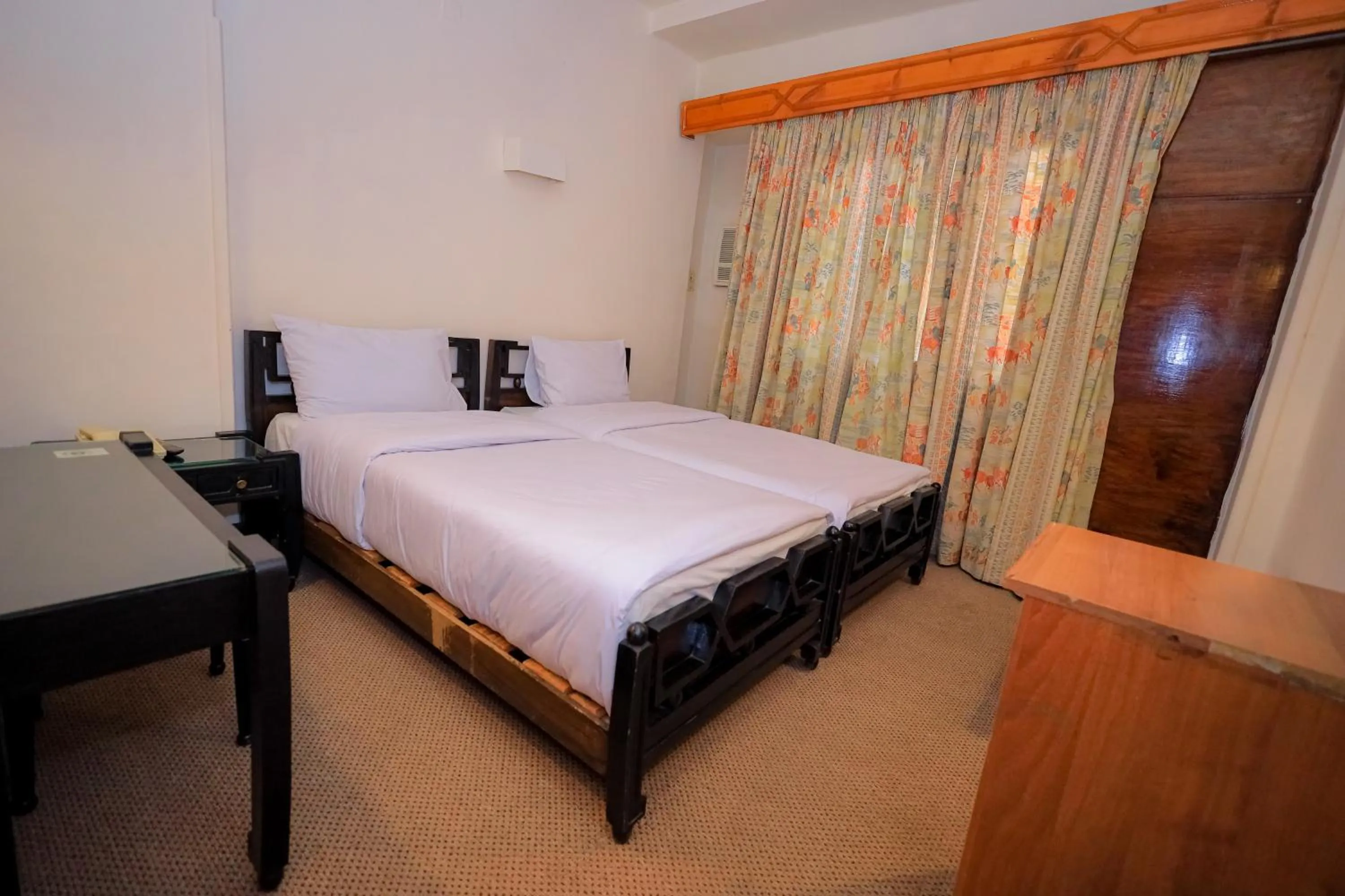 Photo of the whole room, Bed in Cleopatra Hotel