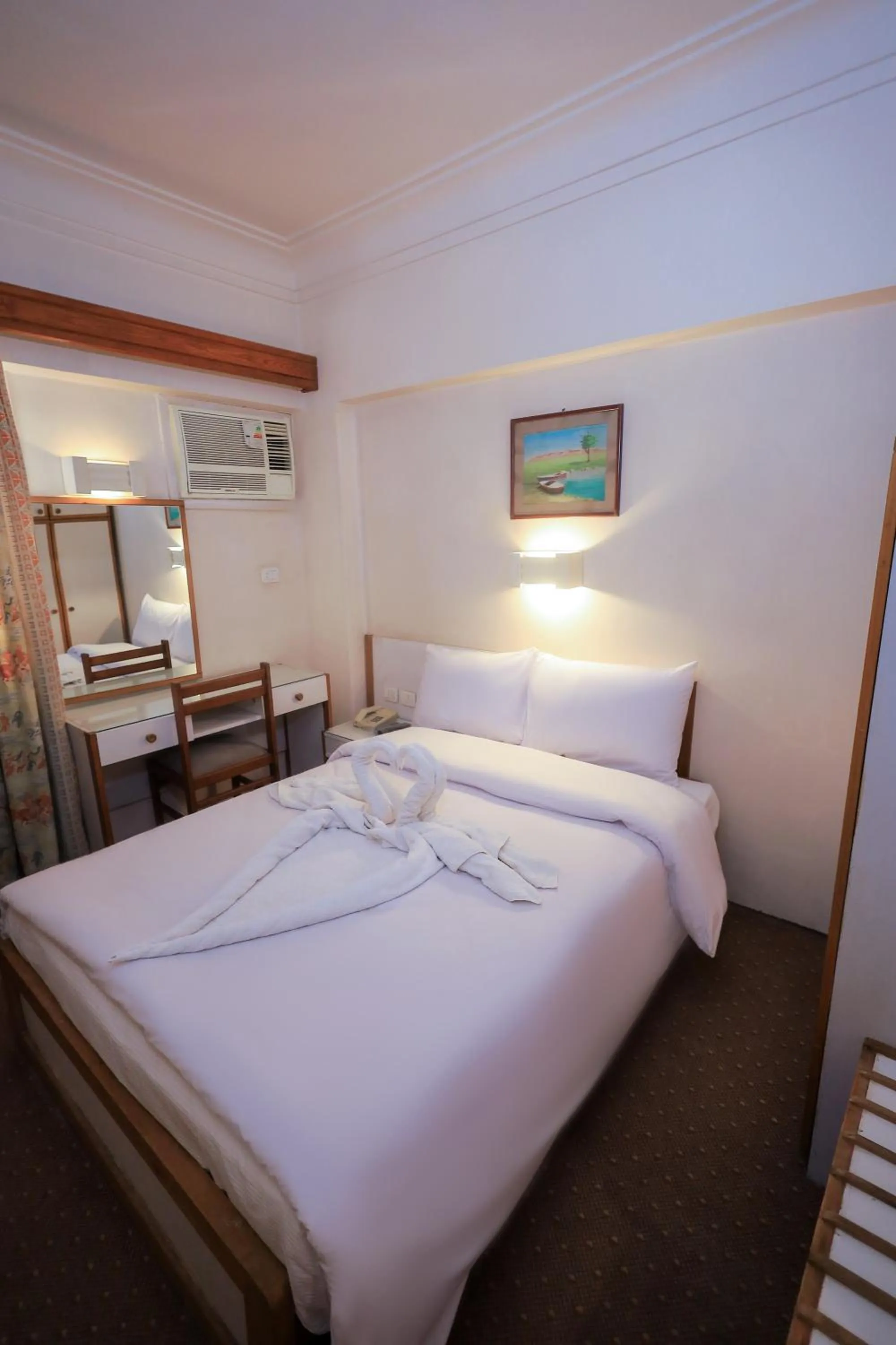 Bed in Cleopatra Hotel