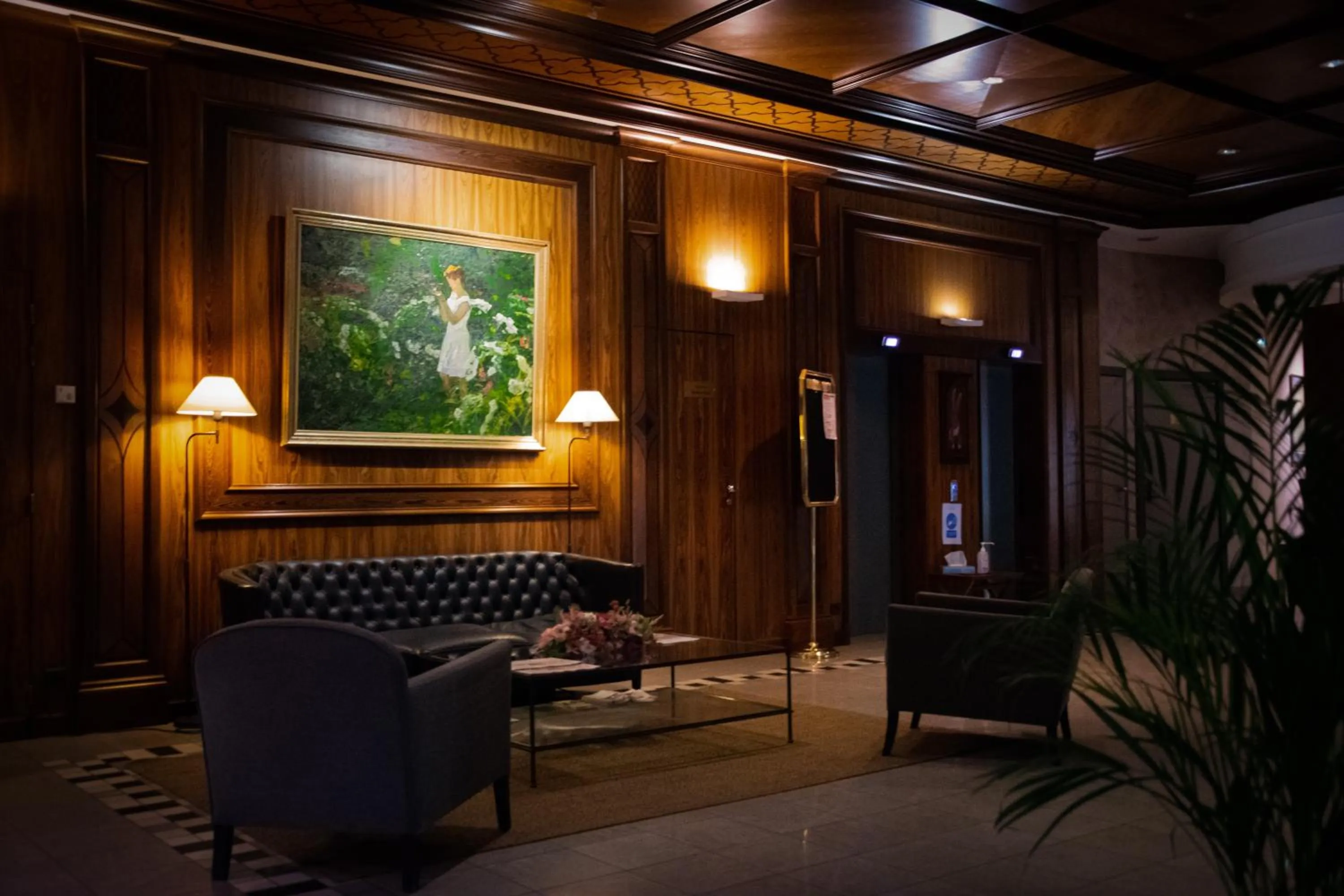 Seating area in Le Jean-Sébastien Bach