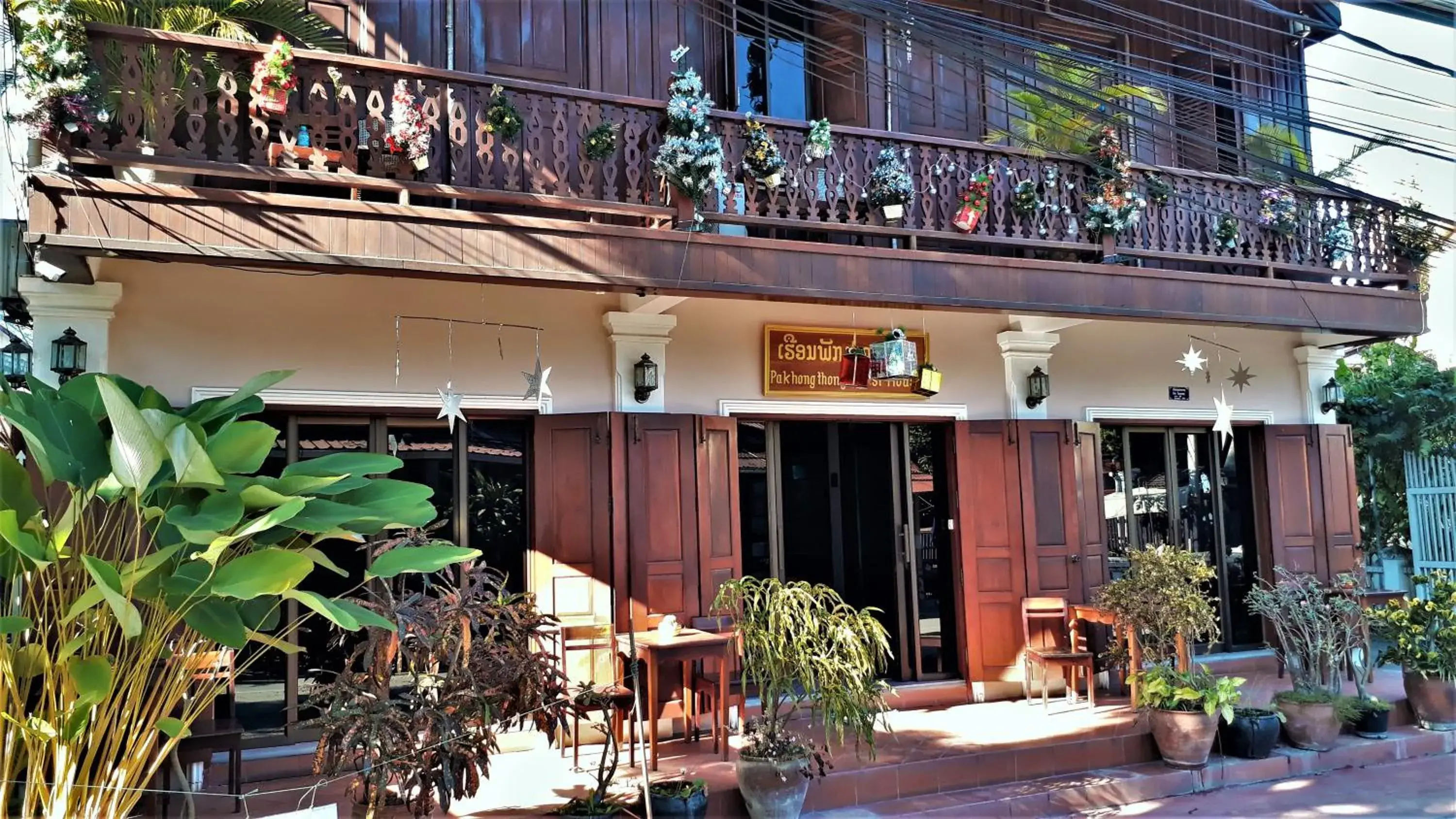 Facade/entrance in Pakhongthong Villa Facade/entrance in Pakhongthong Villa