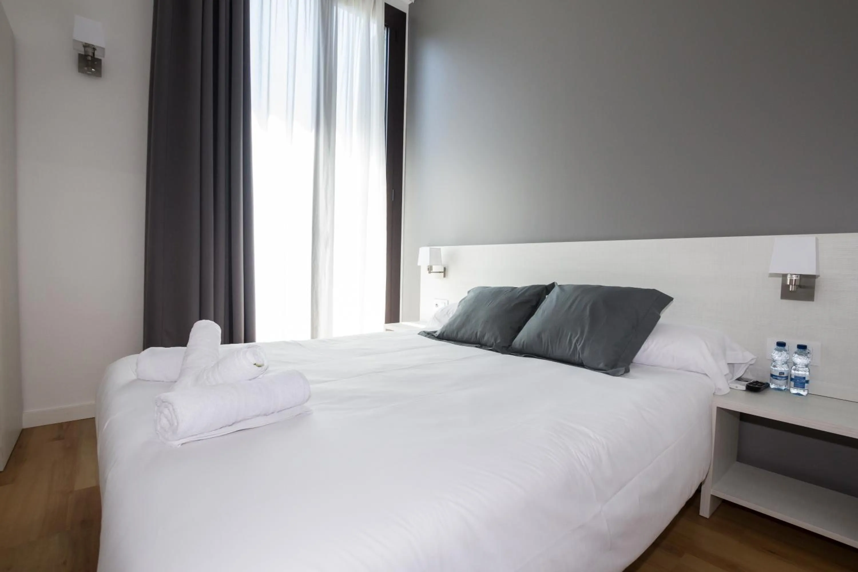 Bed in Hostalin Barcelona Gran Via