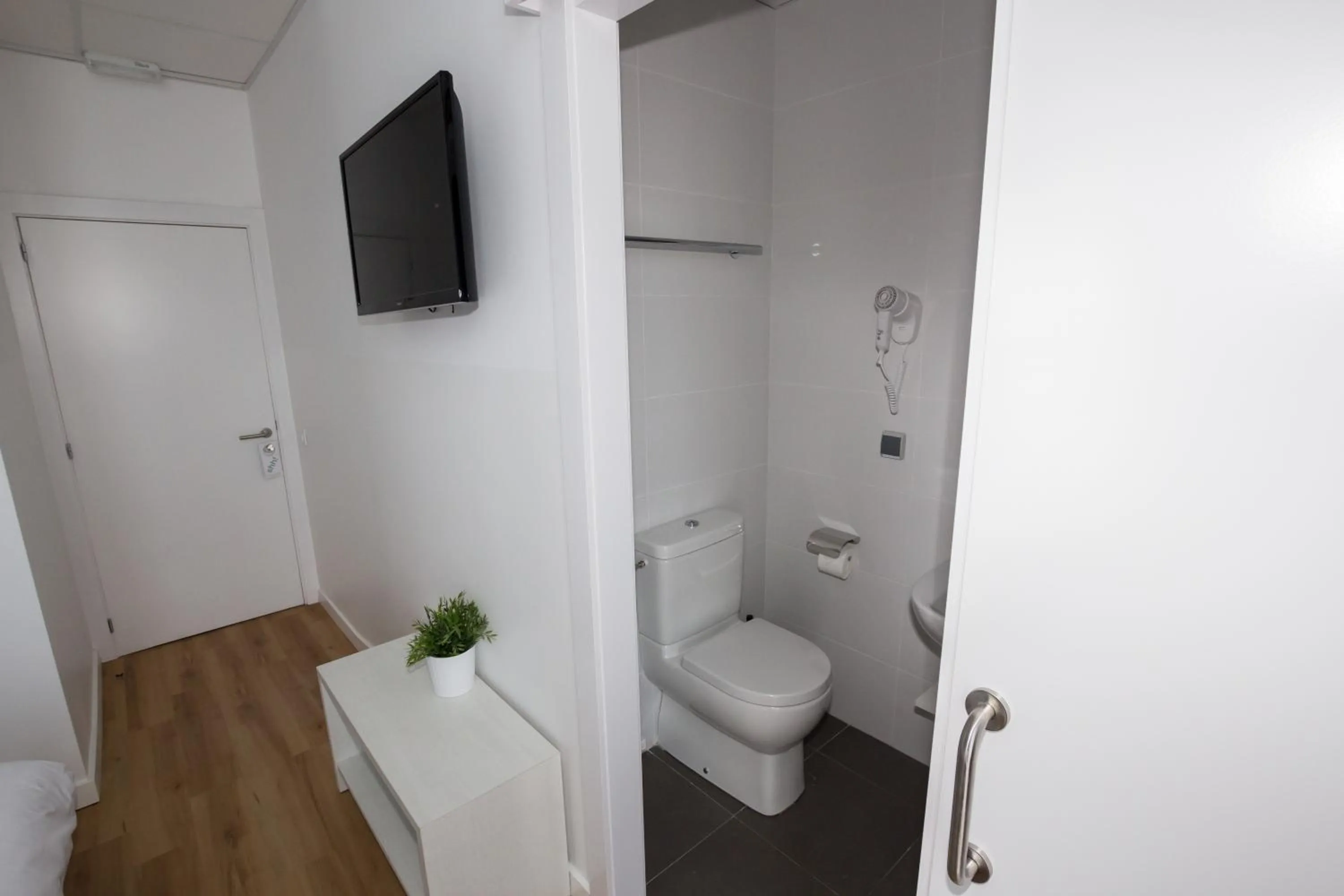 Bathroom in Hostalin Barcelona Gran Via