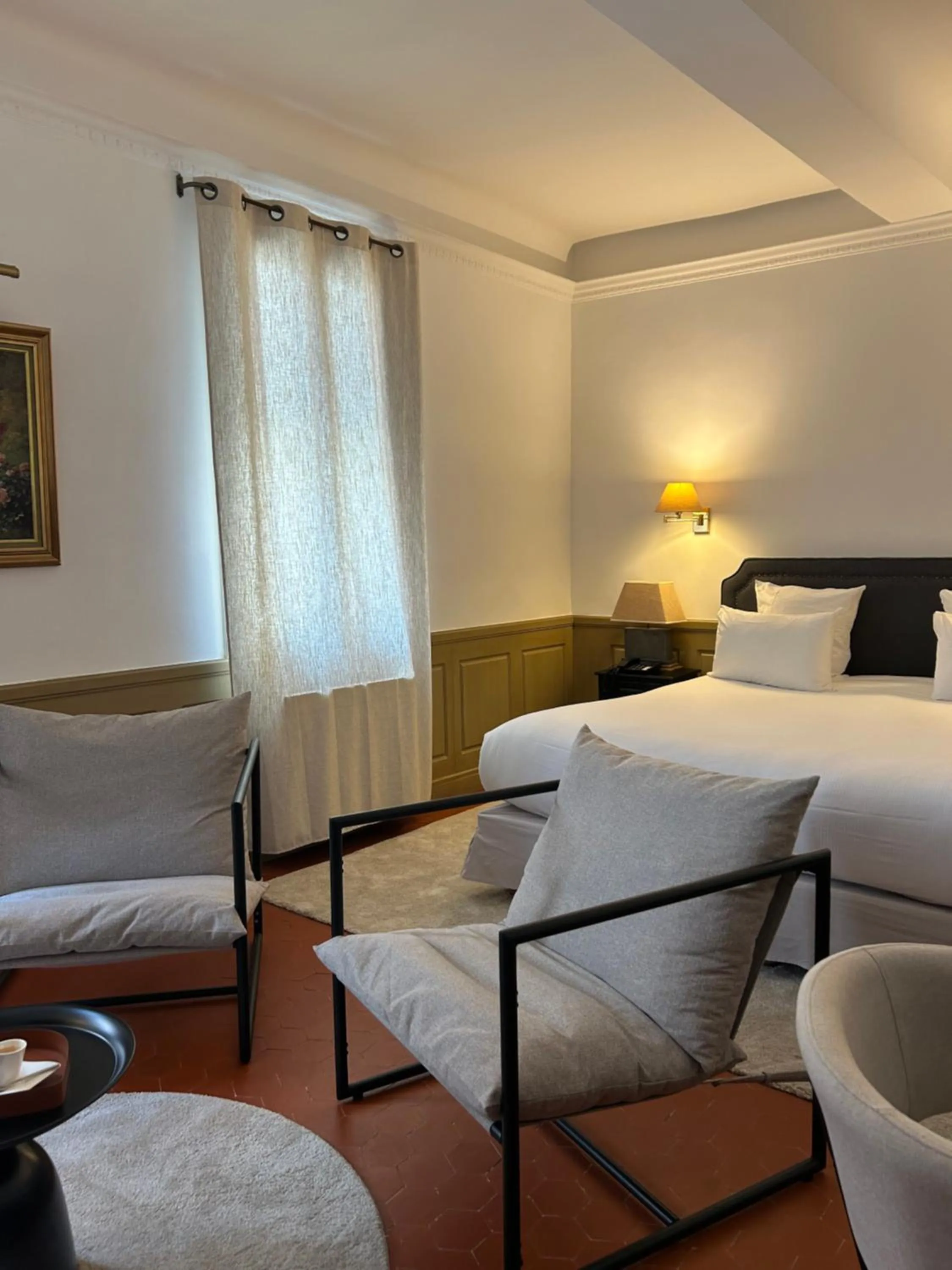 Bed in Maison Bérard Hôtel - Restaurant - Spa