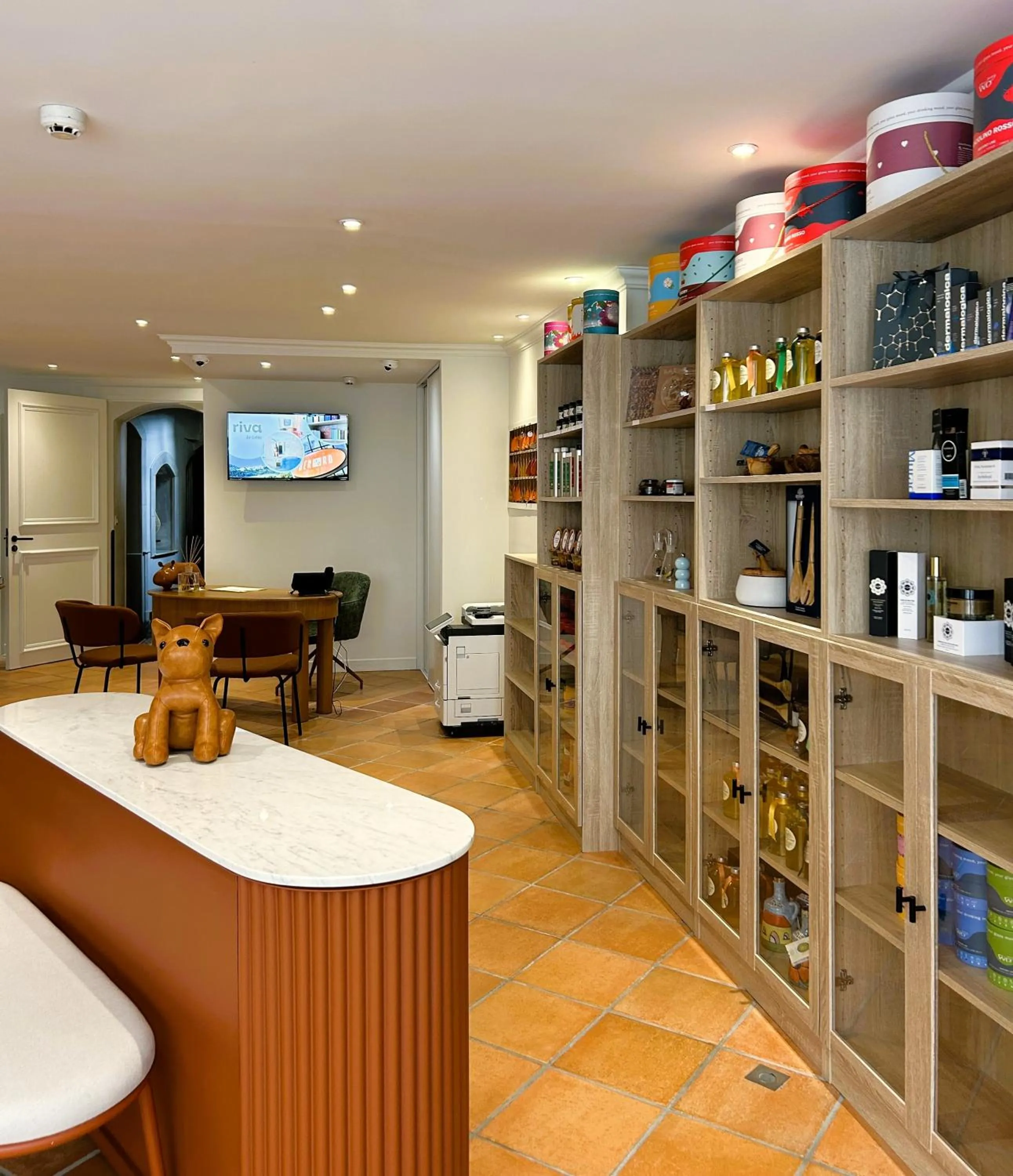 On-site shops in Maison Bérard Hôtel - Restaurant - Spa