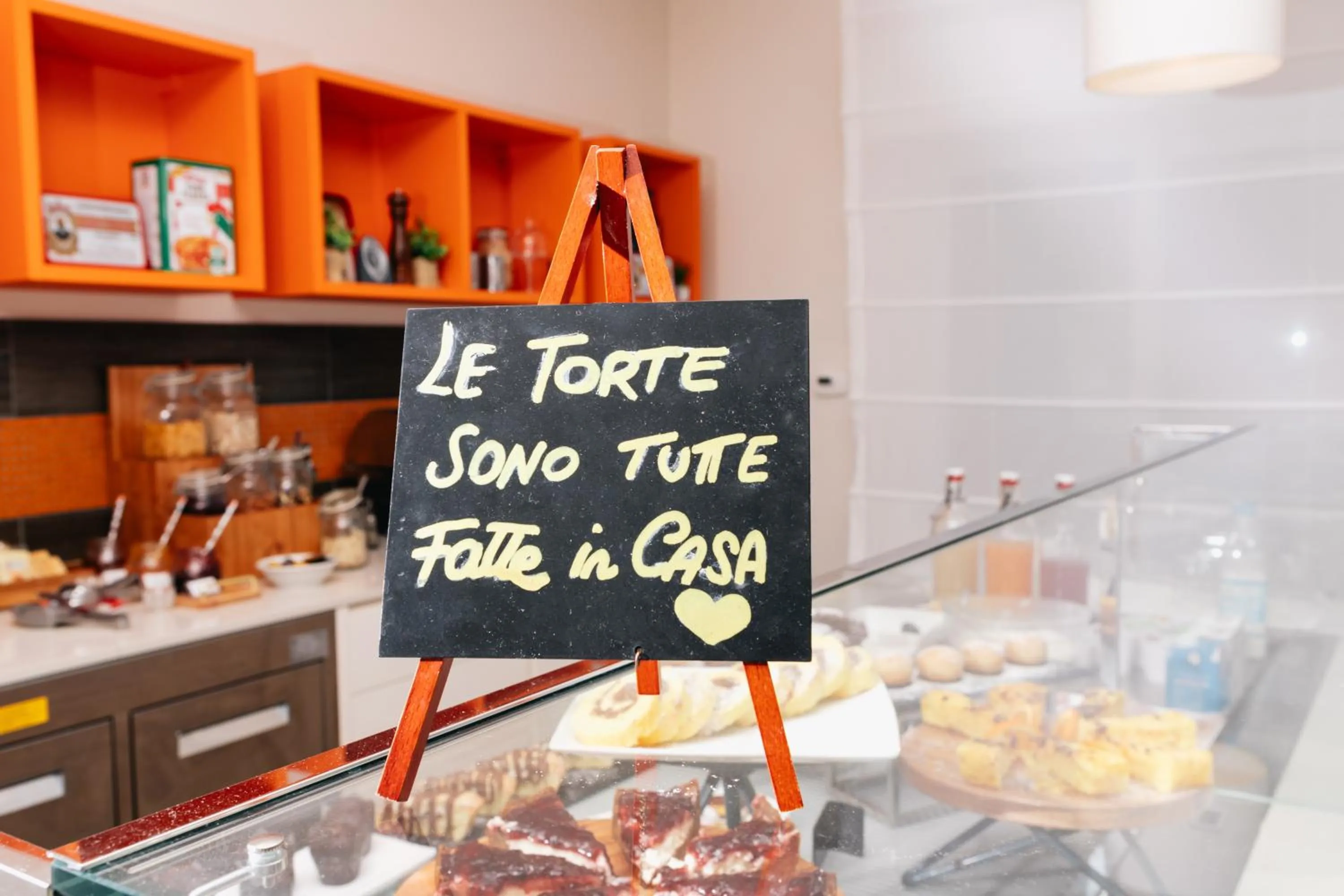 Food and drinks in Hotel Casablanca