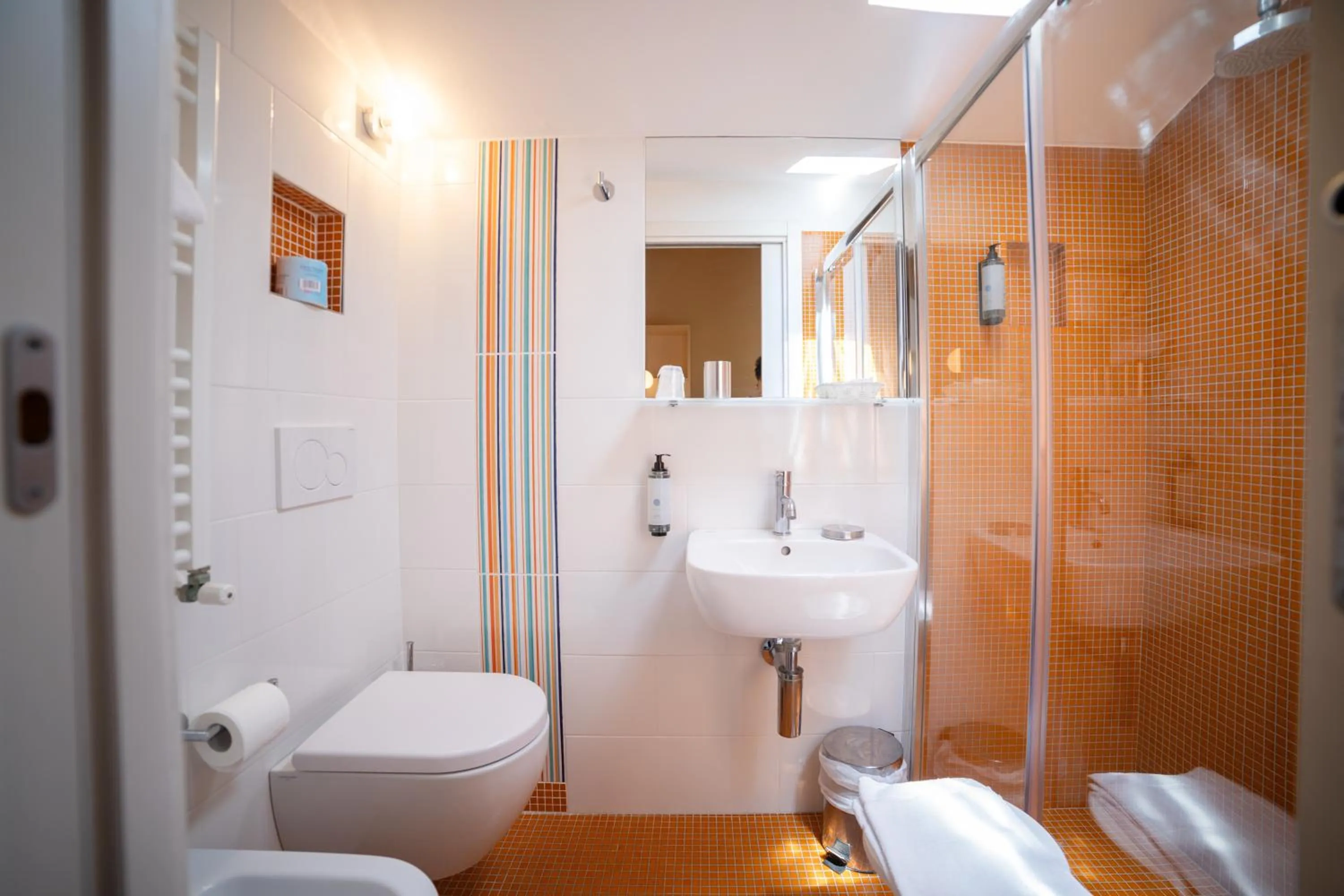 Shower in Hotel Casablanca