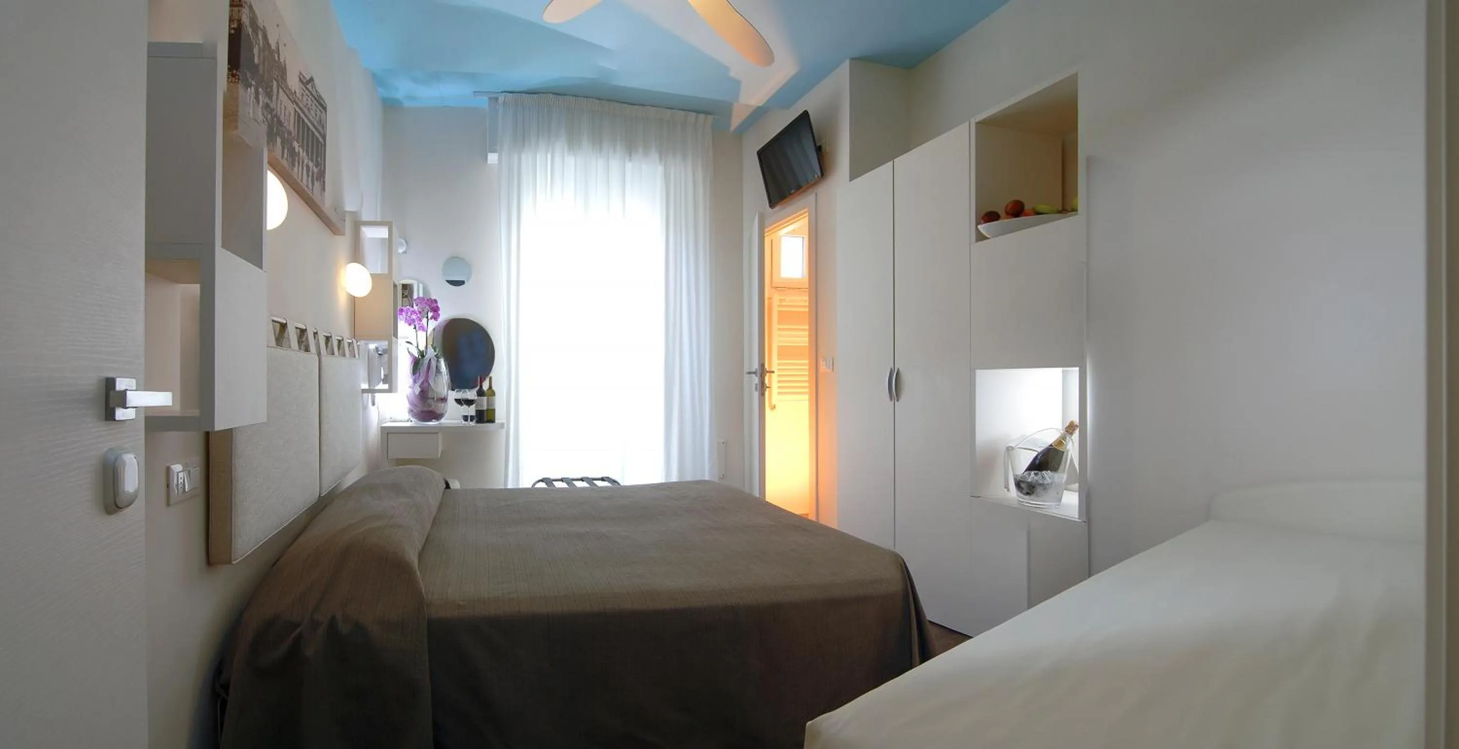 Bed in Hotel Casablanca