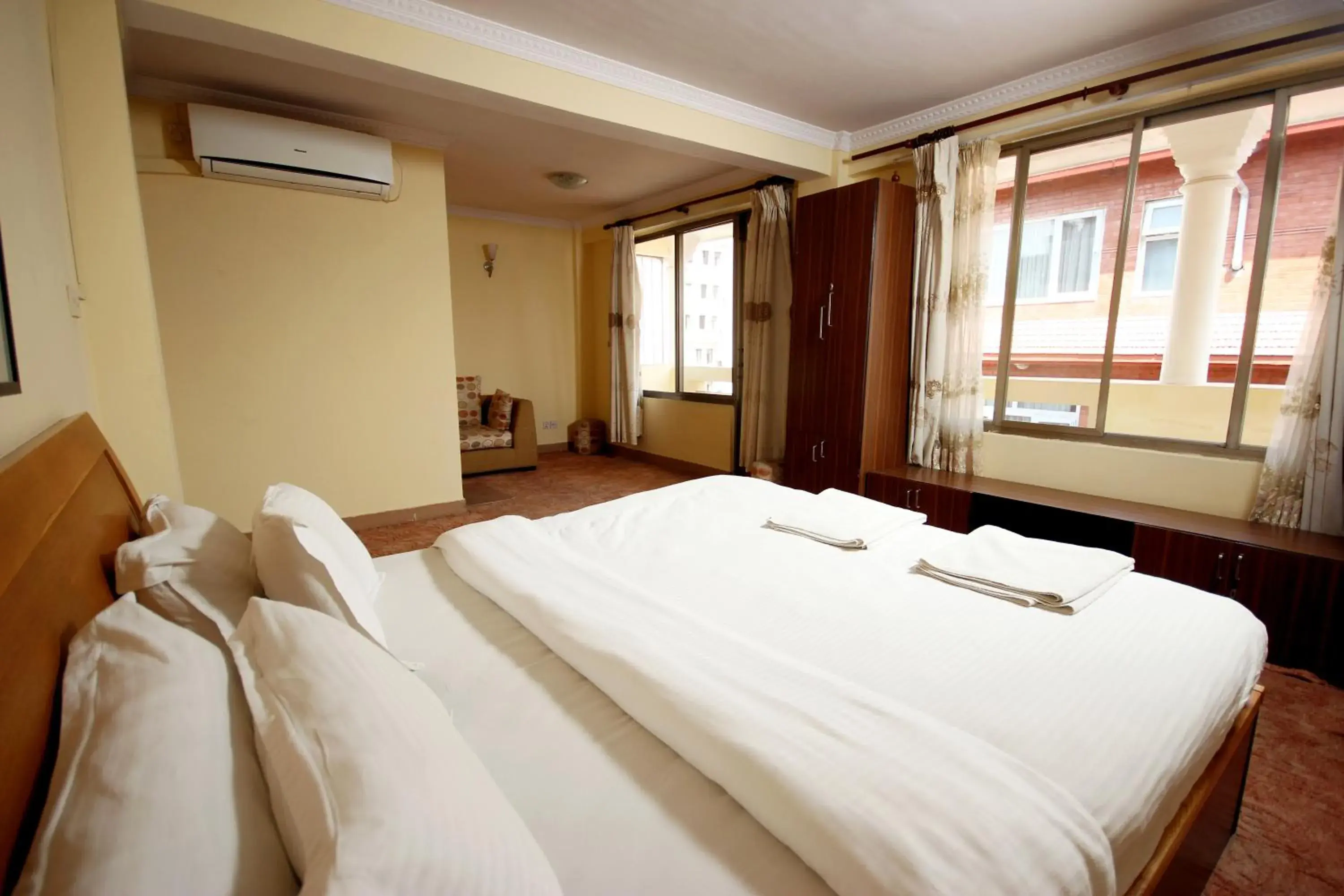 Bedroom, Bed in Hotel Mountain Gateway