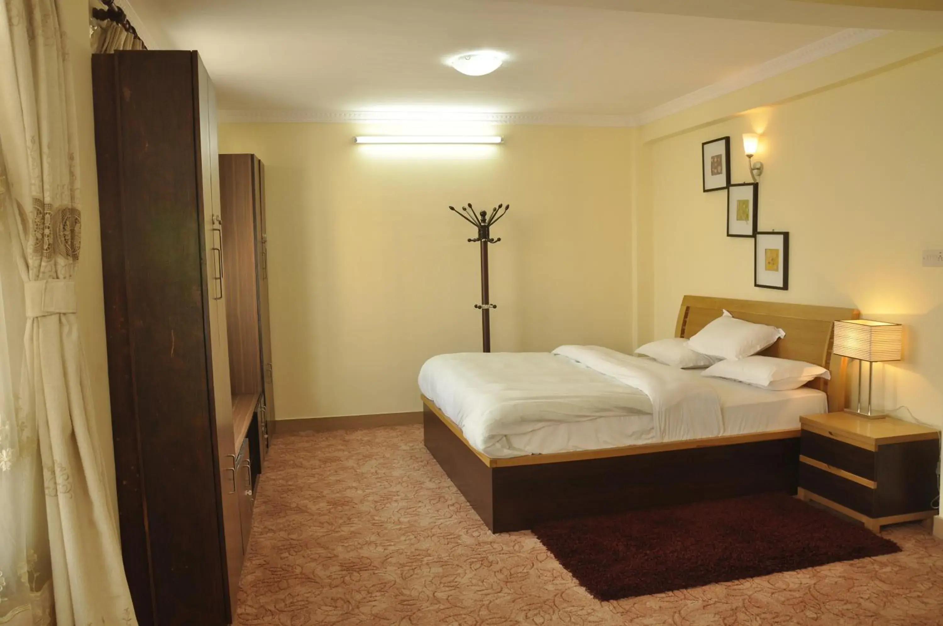 Photo of the whole room, Bed in Hotel Mountain Gateway