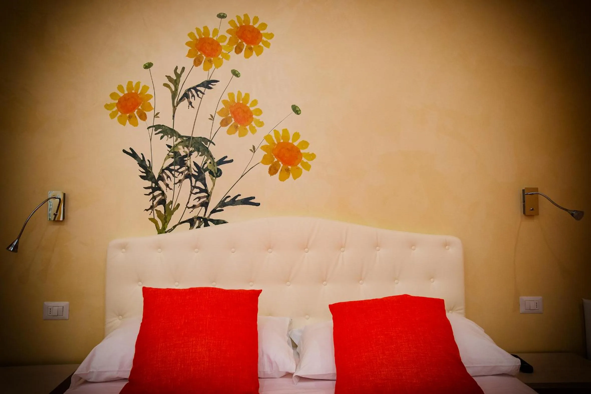 Decorative detail, Bed in b&b Rita, nel cuore del Salento