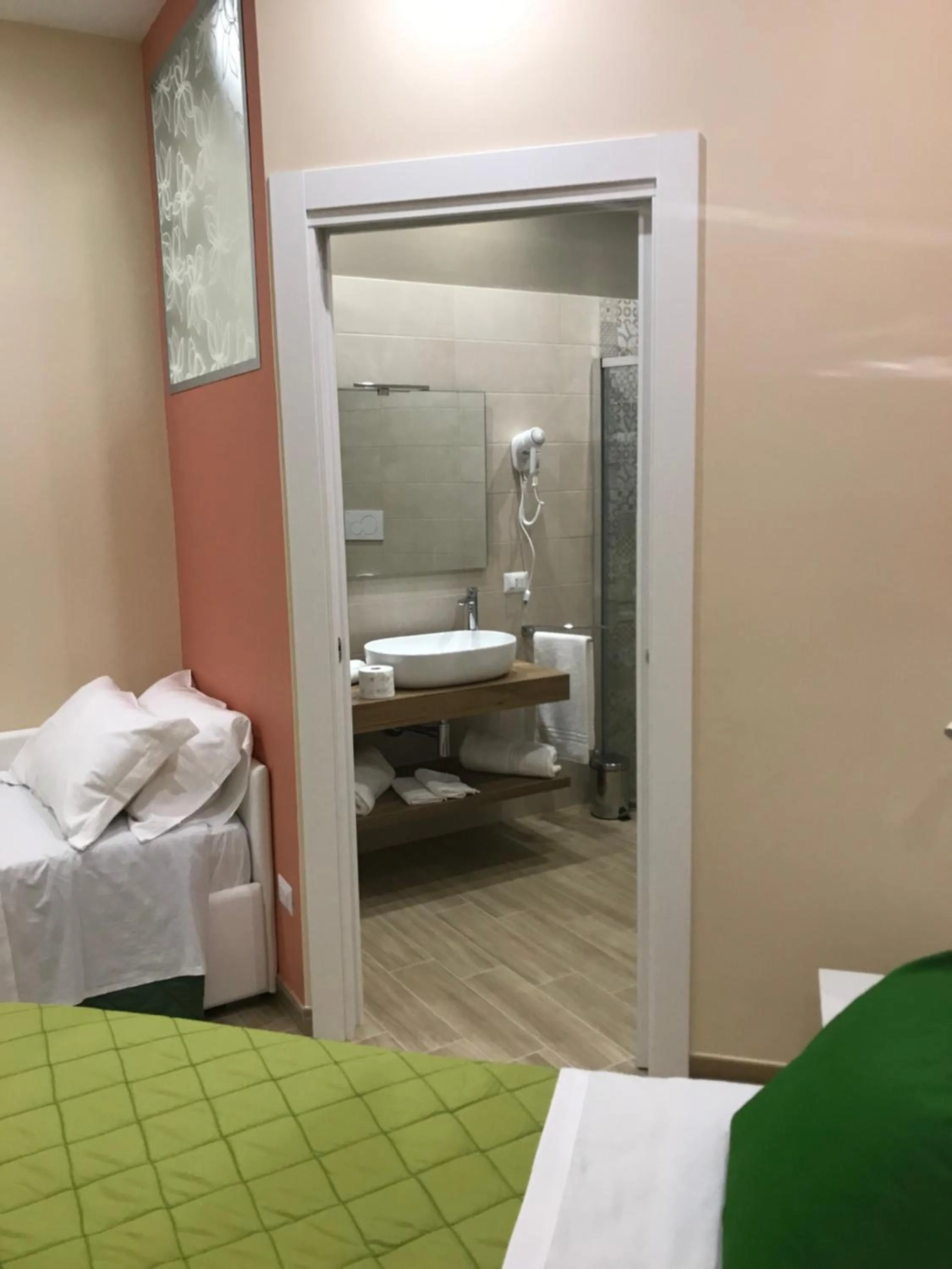 Bathroom, Bed in b&b Rita, nel cuore del Salento