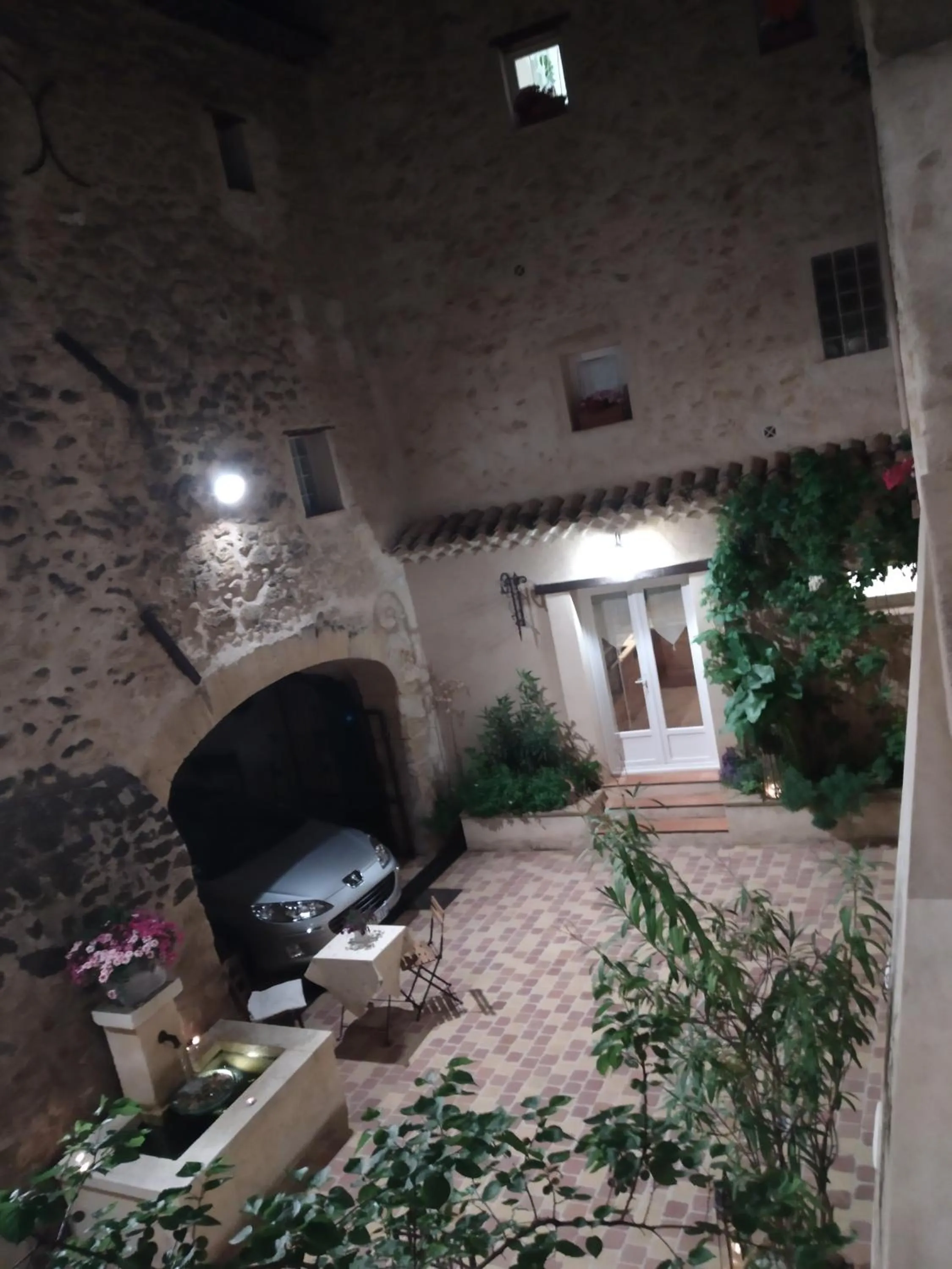 Night in Le Térébinthe B&B