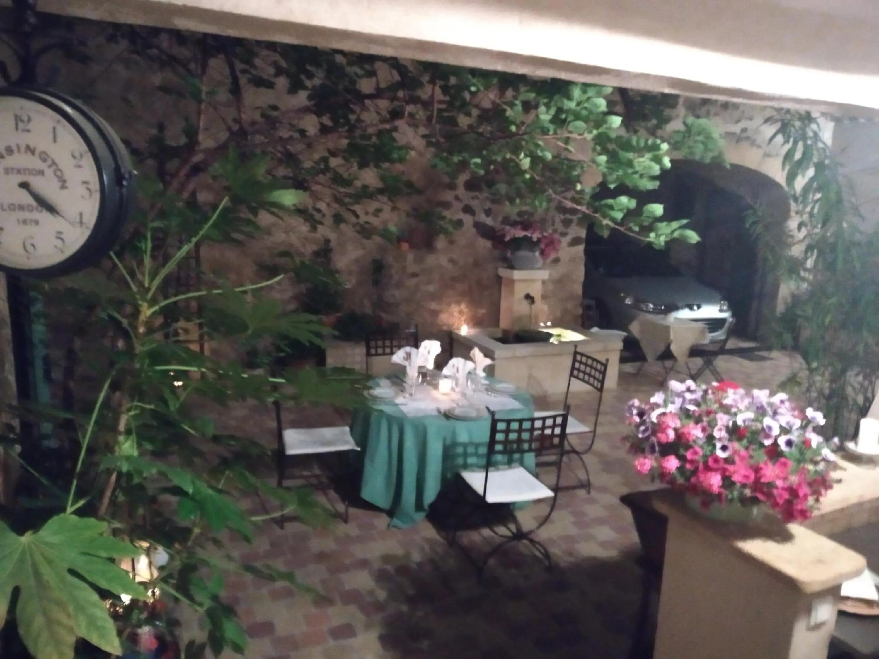 Patio in Le Térébinthe B&B