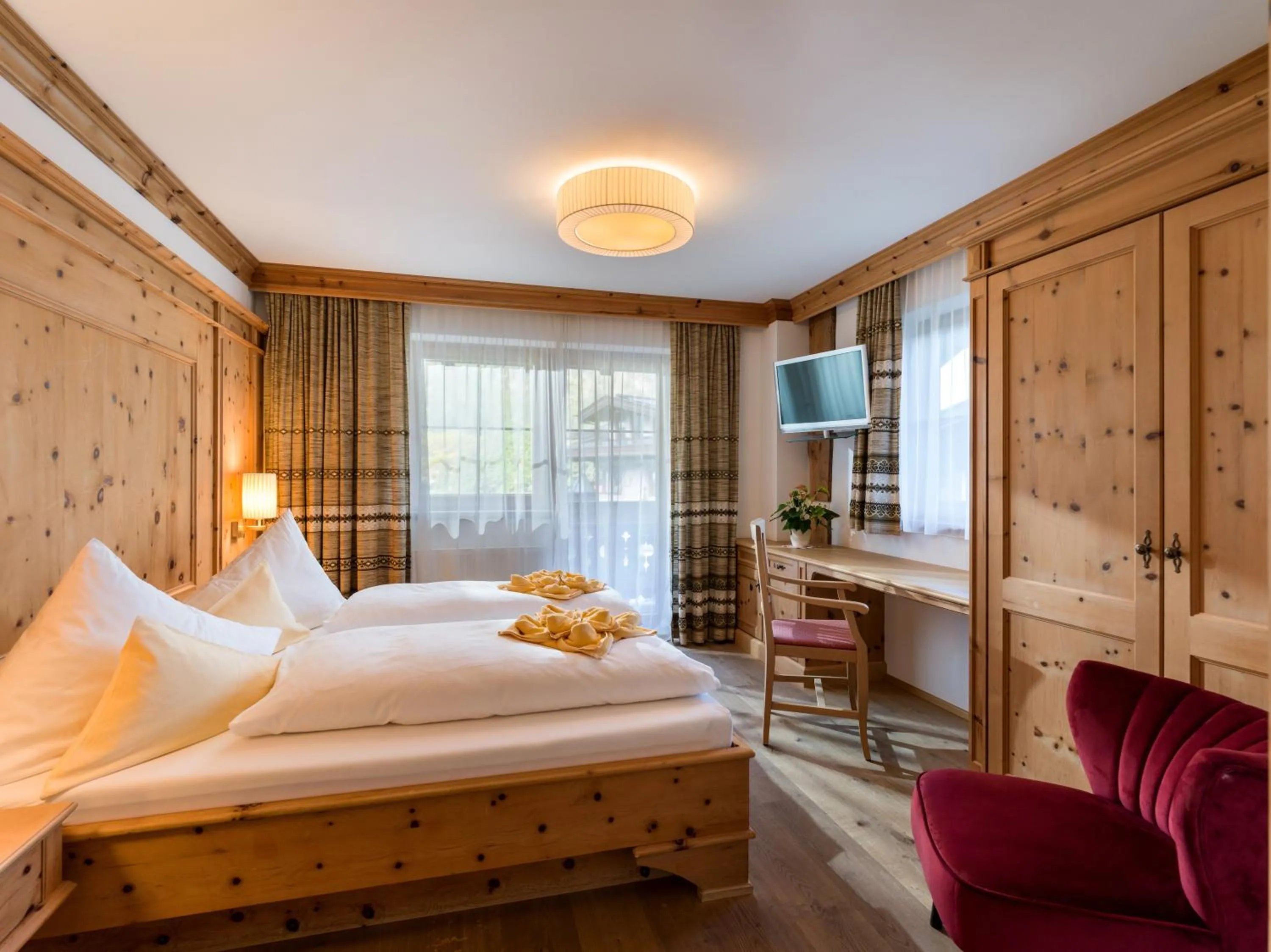 TV and multimedia, Bed in S'Dörfl Chalets