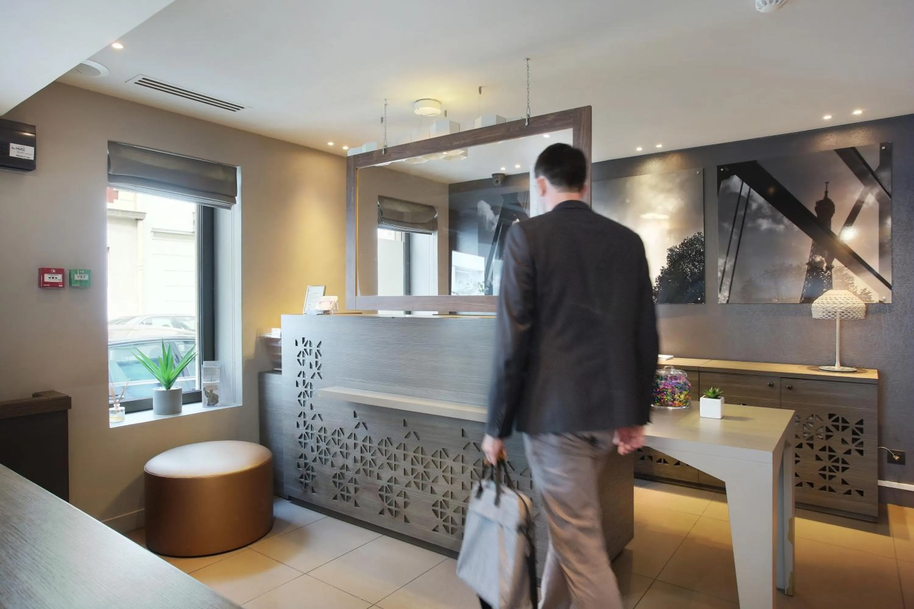 Lobby or reception in Hotel Eiffel Capitol