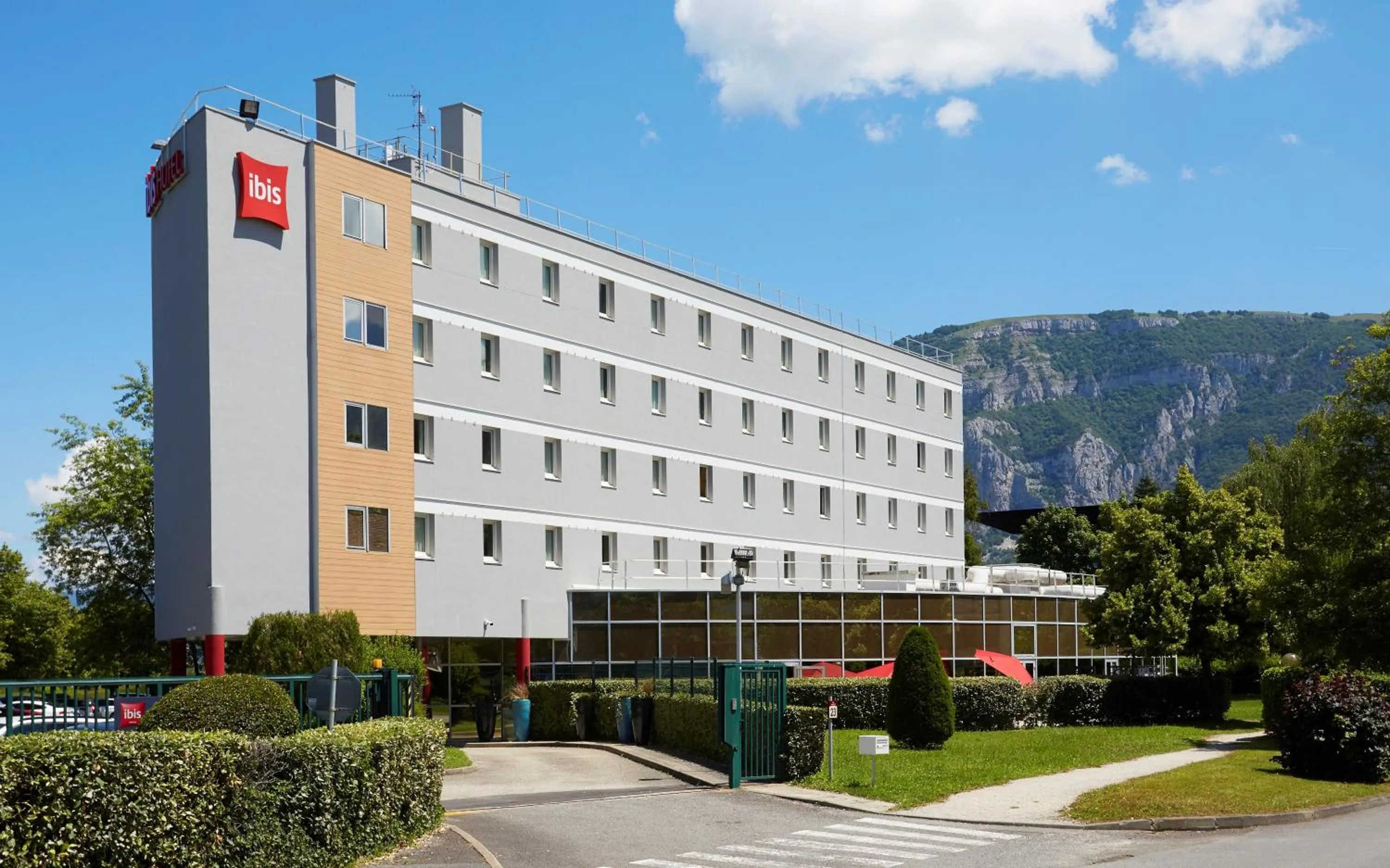 Property building in ibis Archamps Porte de Genève