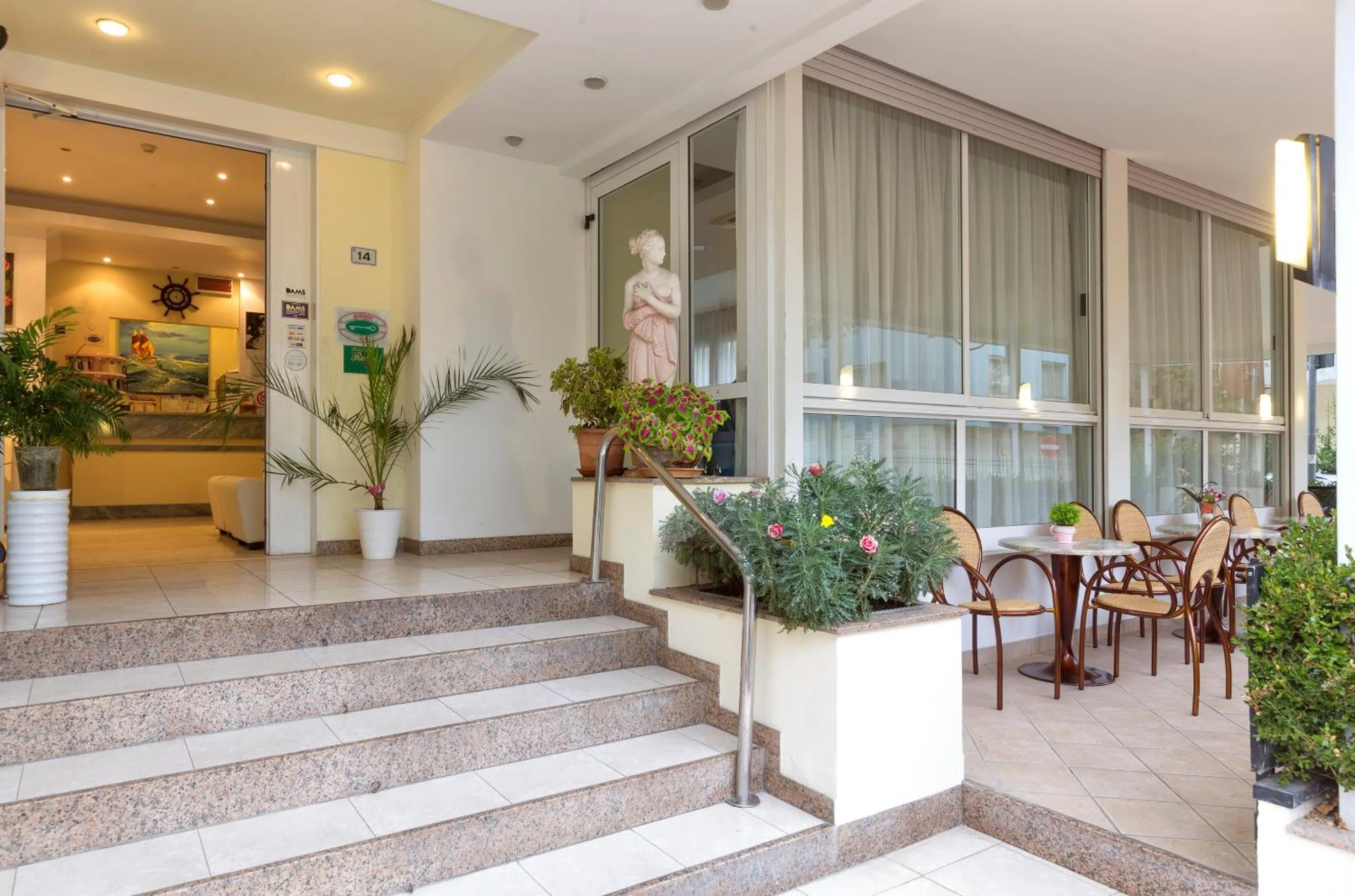 Facade/entrance in Hotel Roby