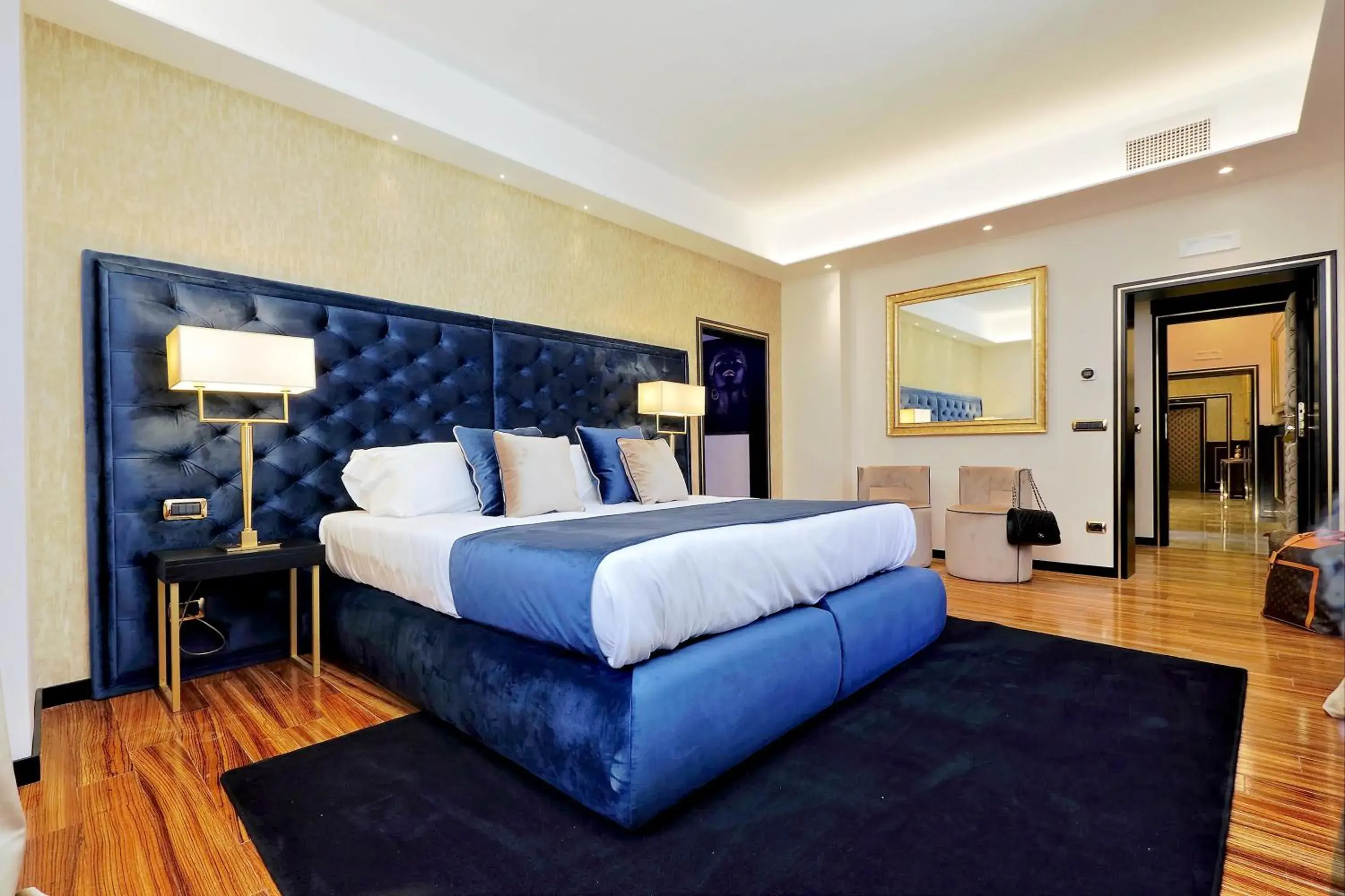 Photo of the whole room, Bed in Spanish Diamond Luxury Suites & Jacuzzi Photo of the whole room, Bed in Spanish Diamond Luxury Suites & Jacuzzi