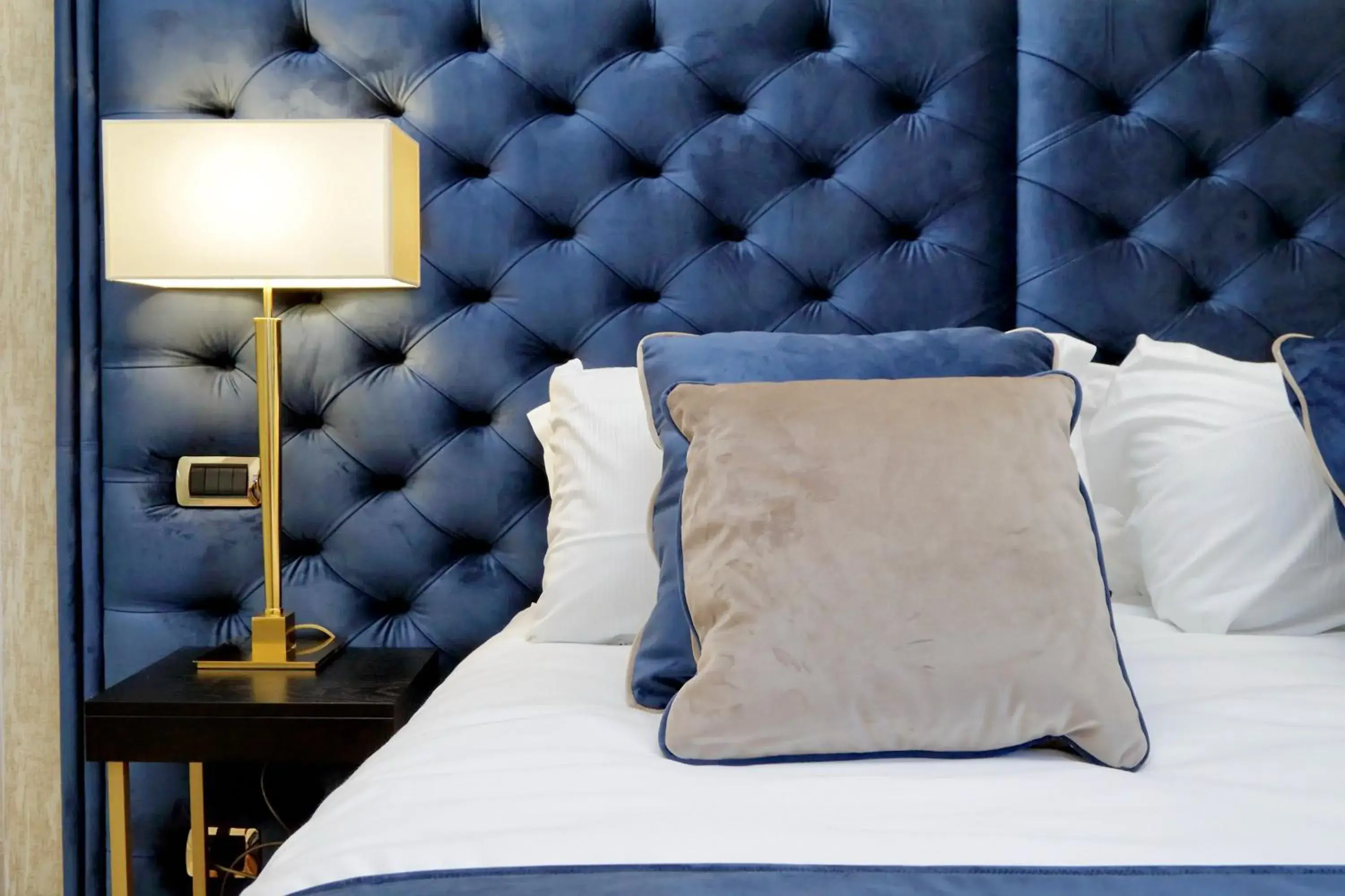 Photo of the whole room, Bed in Spanish Diamond Luxury Suites & Jacuzzi Photo of the whole room, Bed in Spanish Diamond Luxury Suites & Jacuzzi