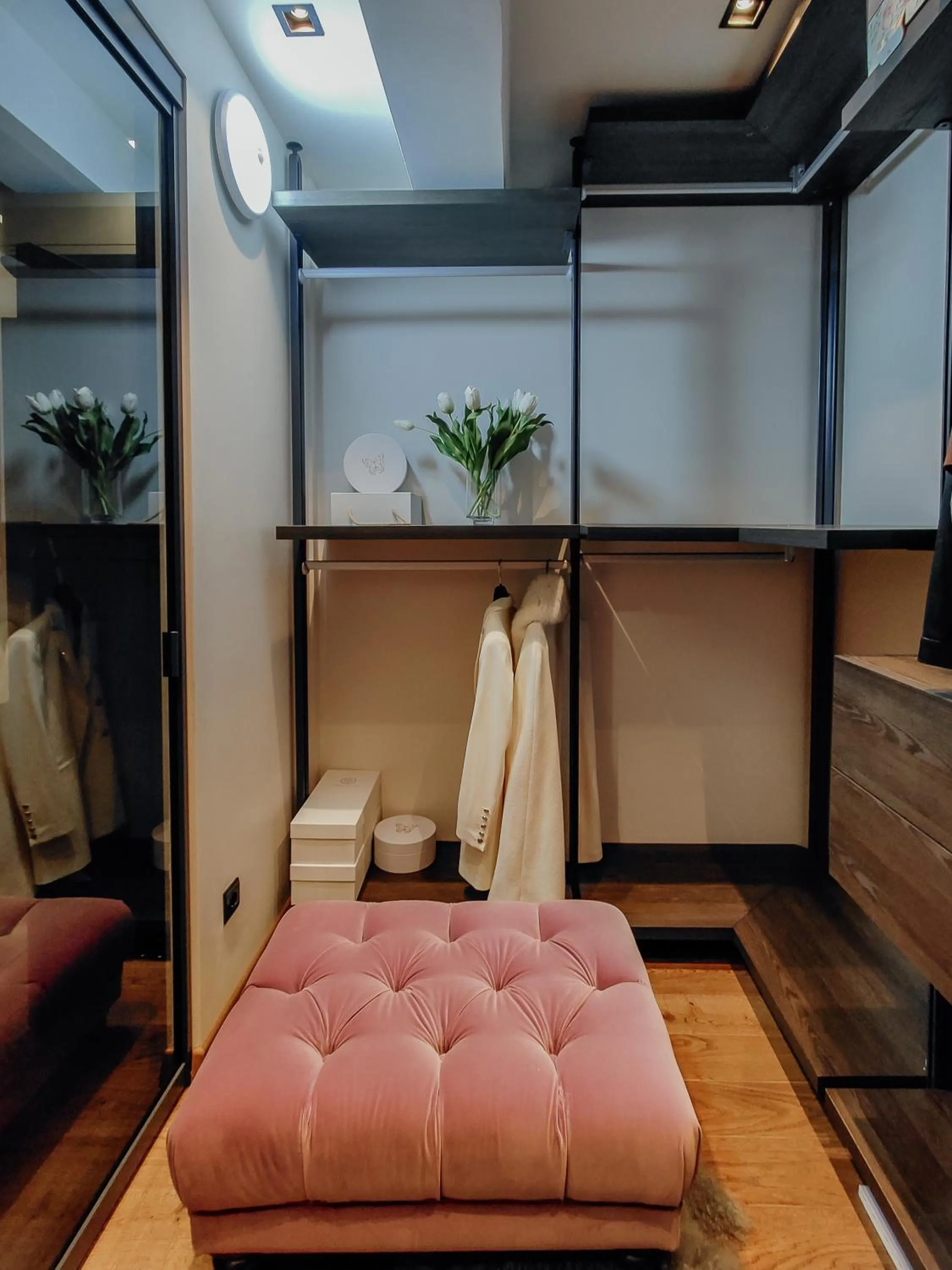 wardrobe in MAISON W