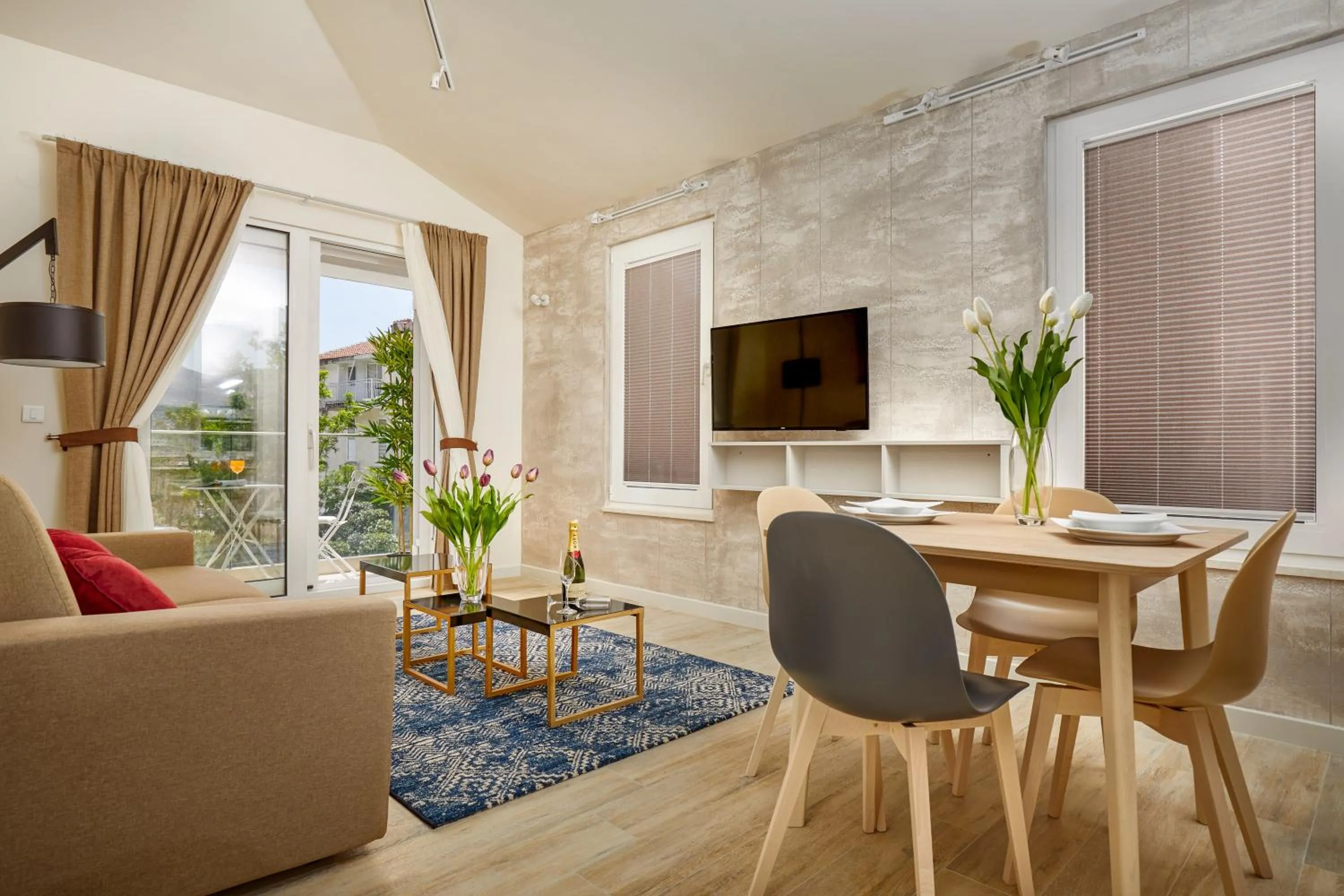 Communal lounge/ TV room in MAISON W