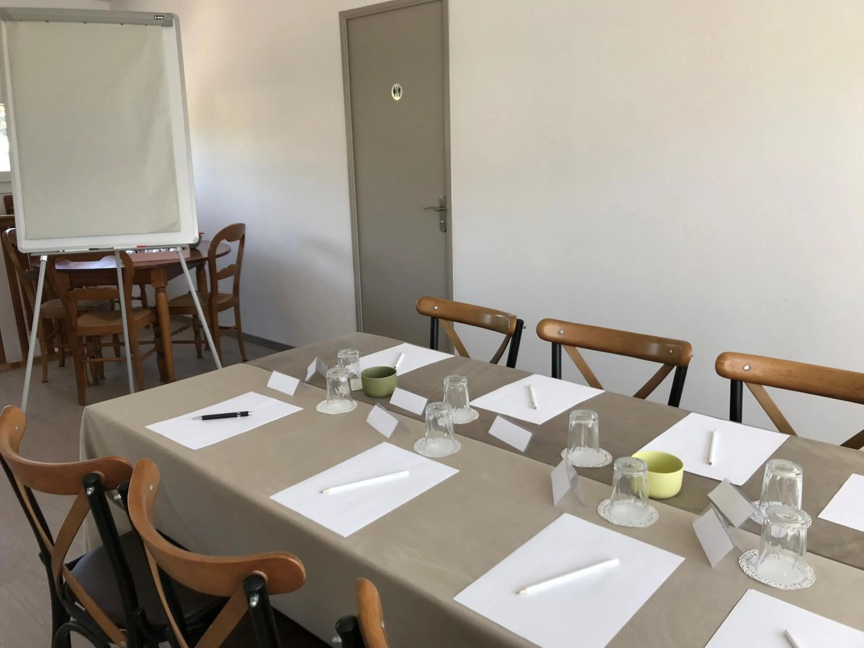 Meeting/conference room in Contact Hôtel Marseille Aubagne