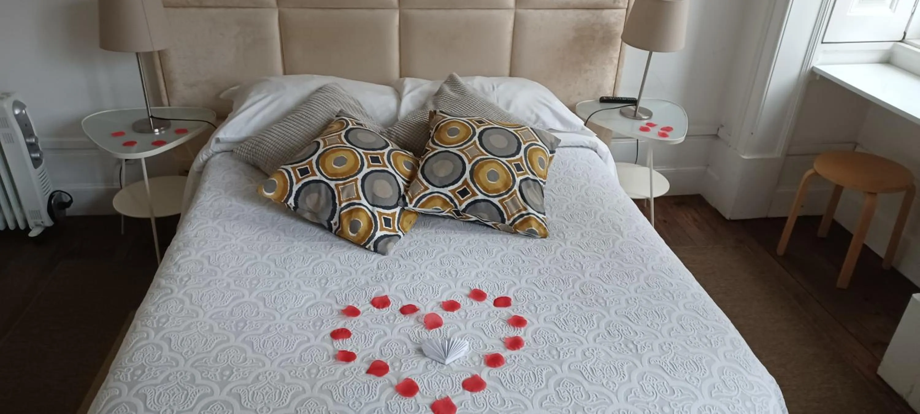 Bed in WW Hostel & Suites