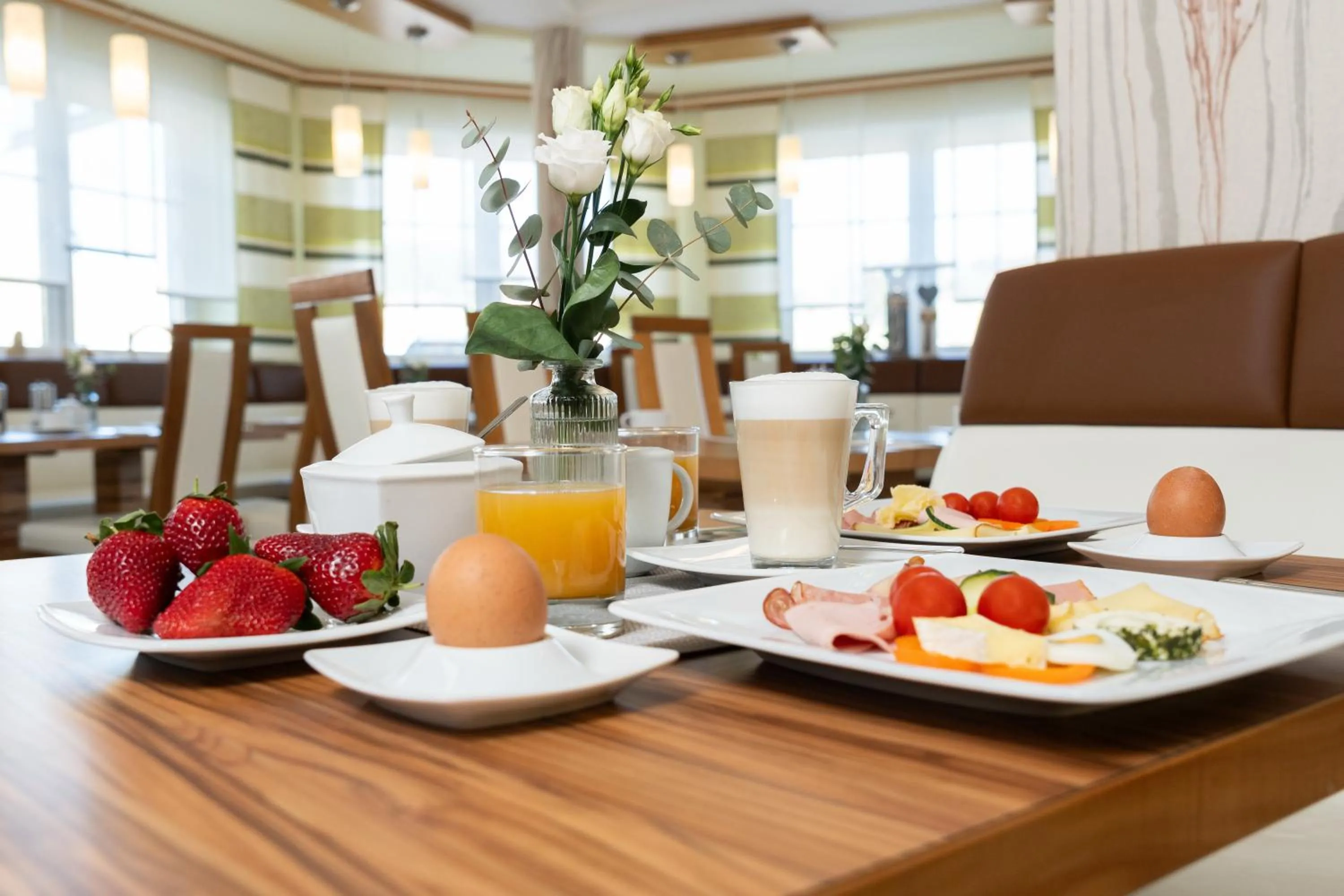 Breakfast in Hotel Garni Thermenglück