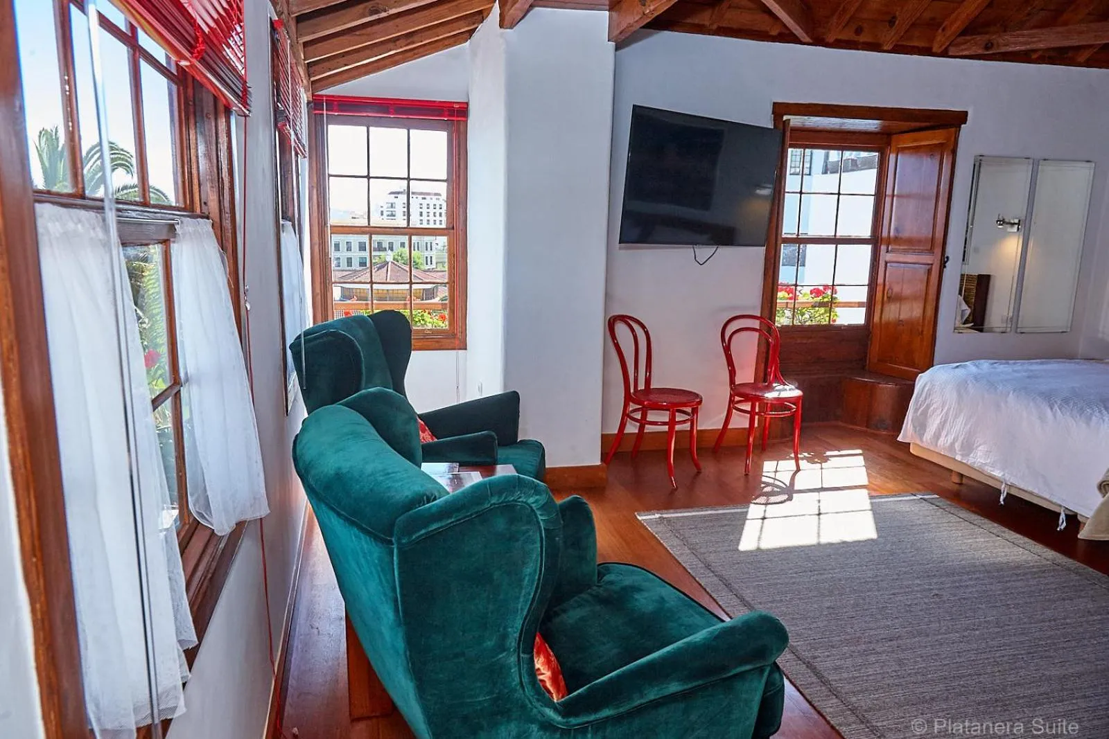 Bed in Platanera Suites