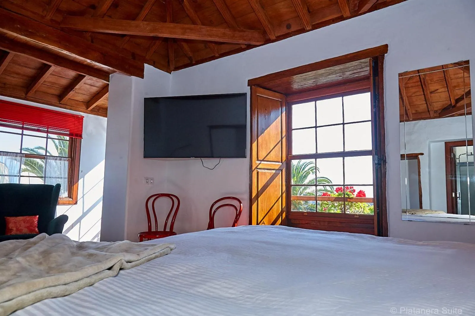 Bed in Platanera Suites