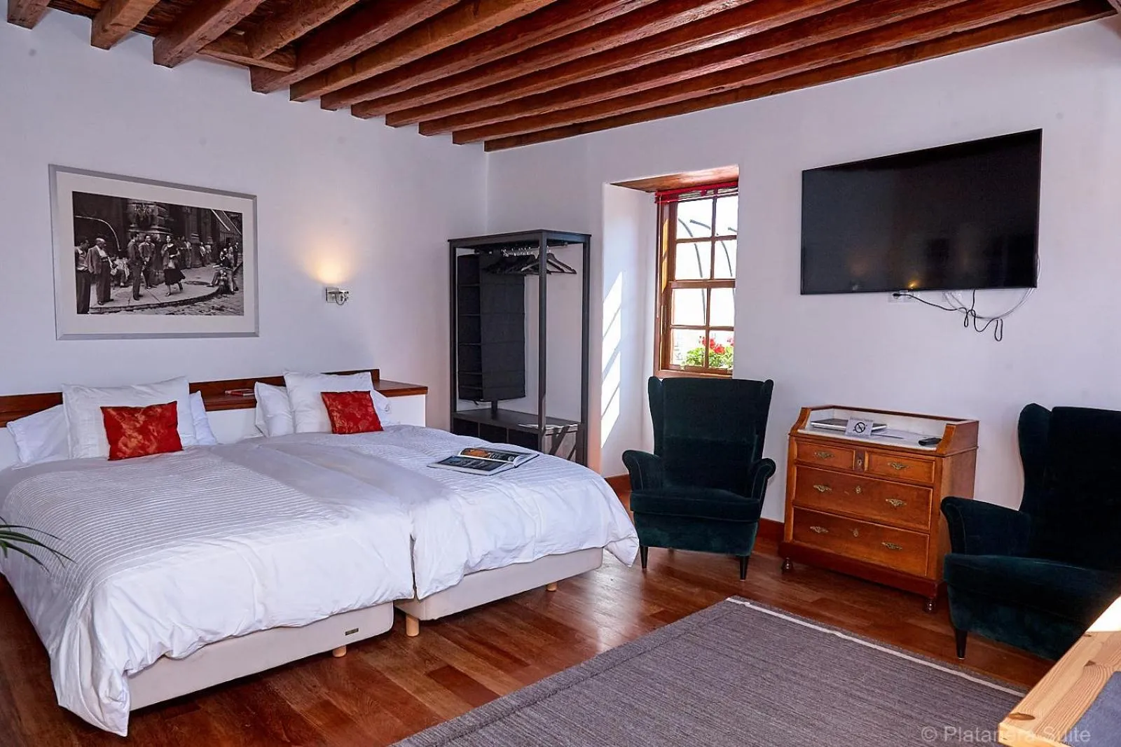 Bed in Platanera Suites