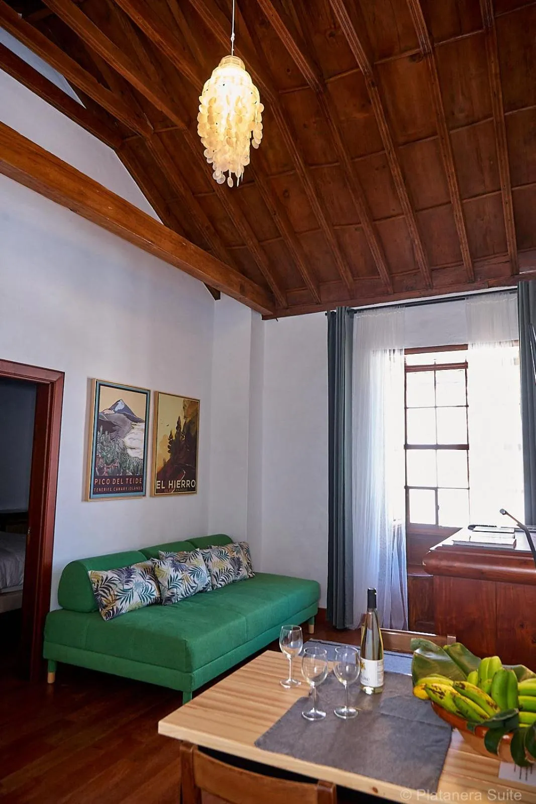 Bed in Platanera Suites