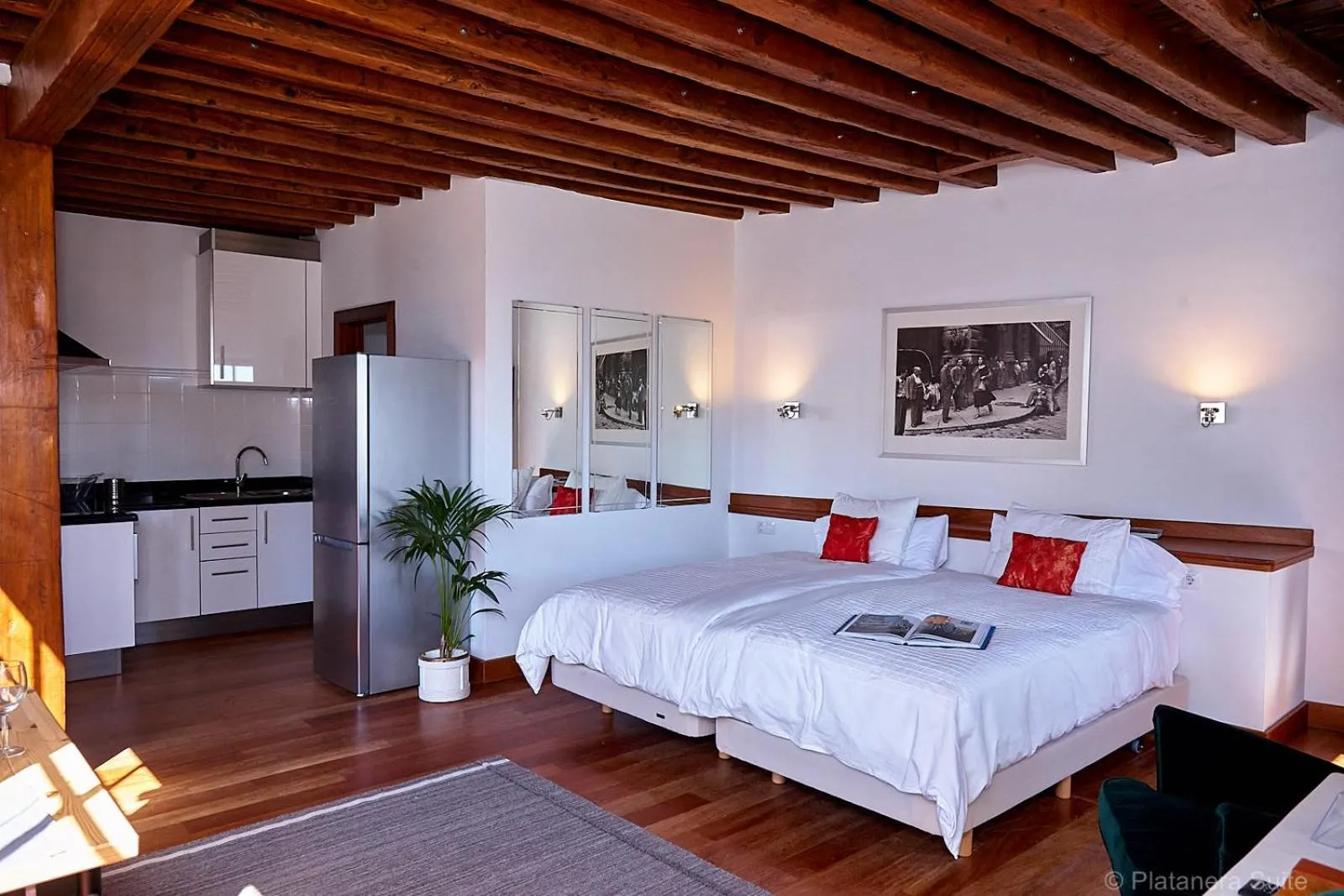 Bed in Platanera Suites