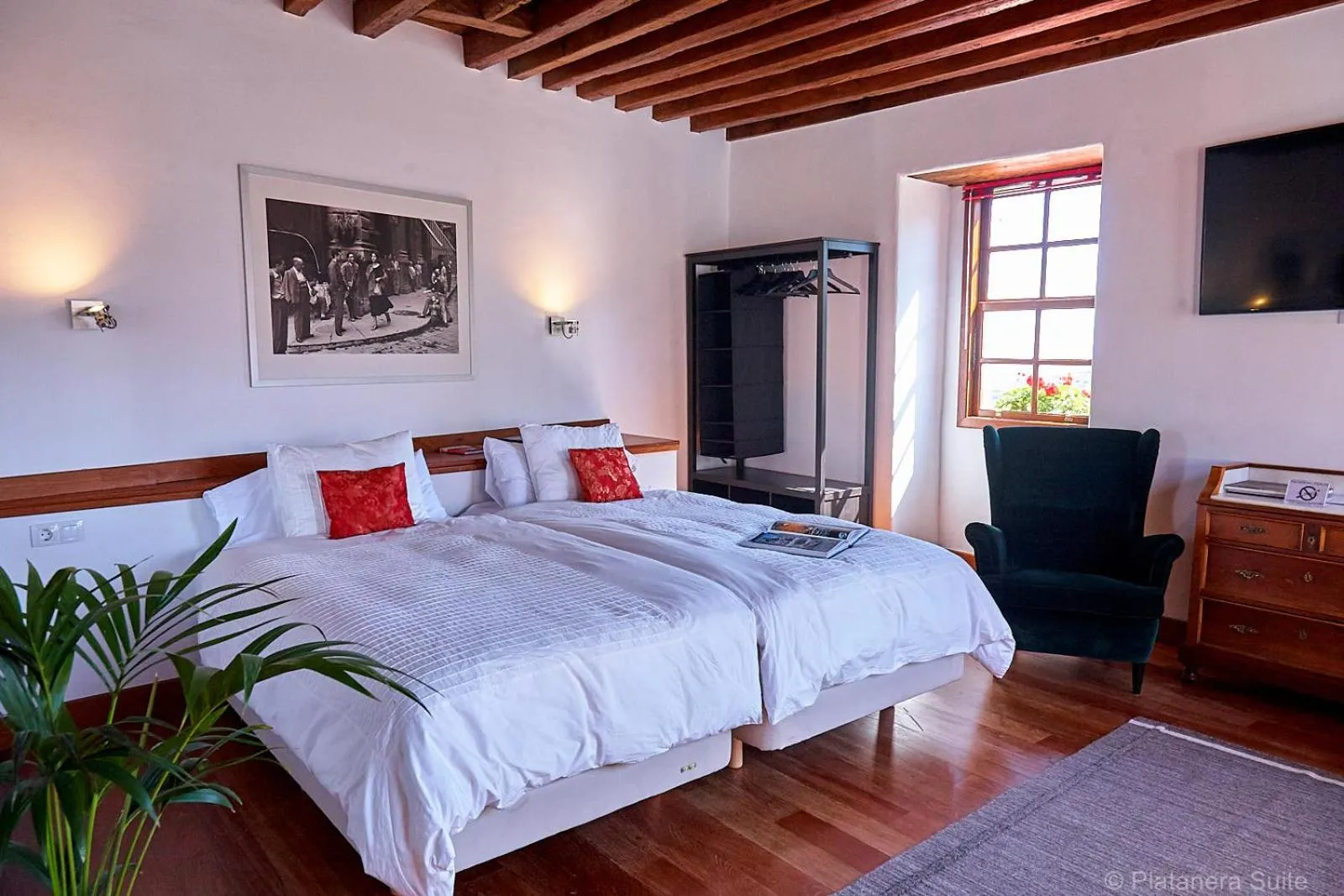 Bed in Platanera Suites