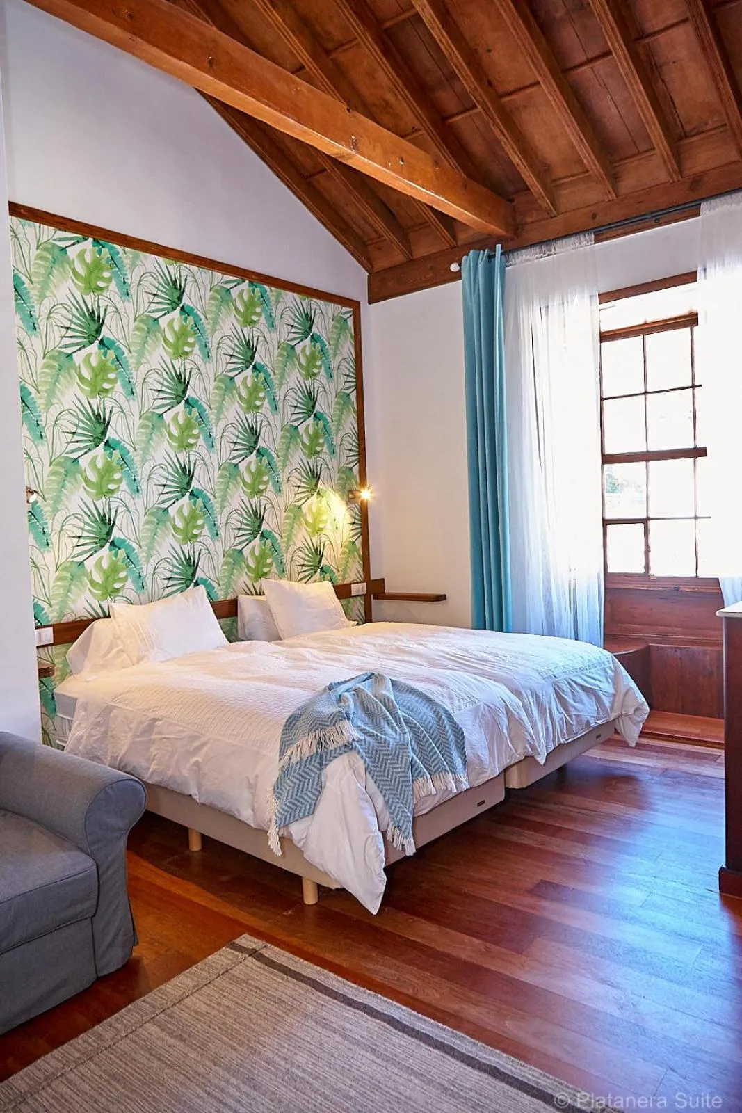 Bed in Platanera Suites