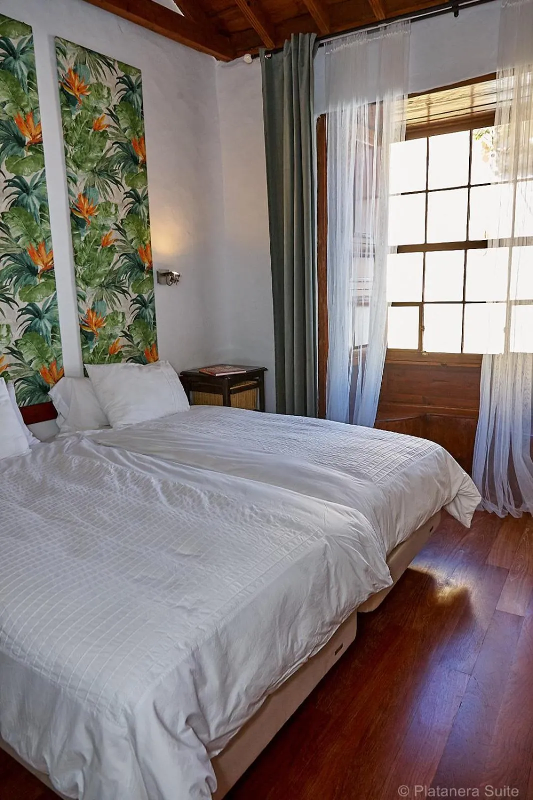 Bed in Platanera Suites