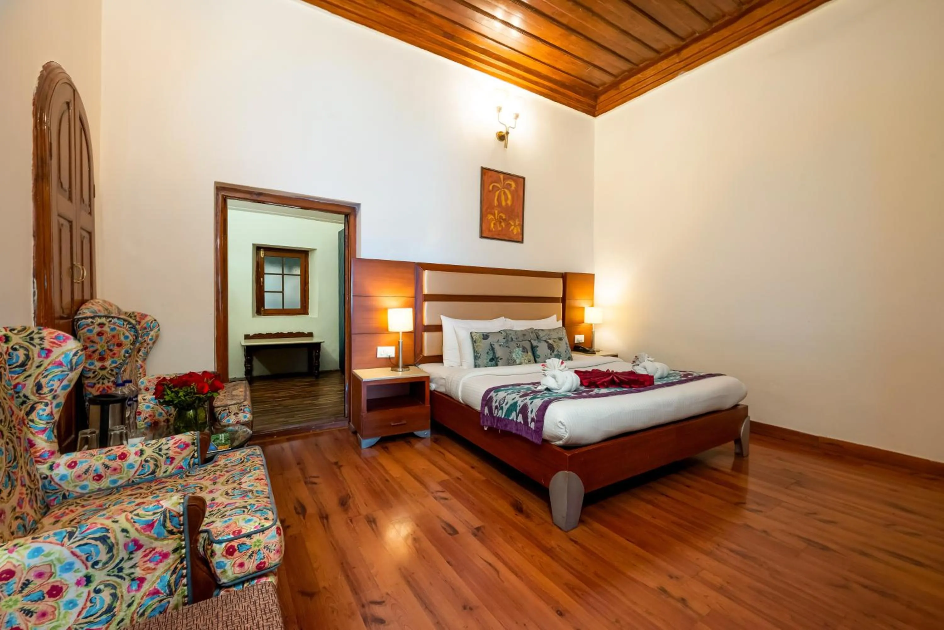 Bedroom, Bed in Grand View Hotel