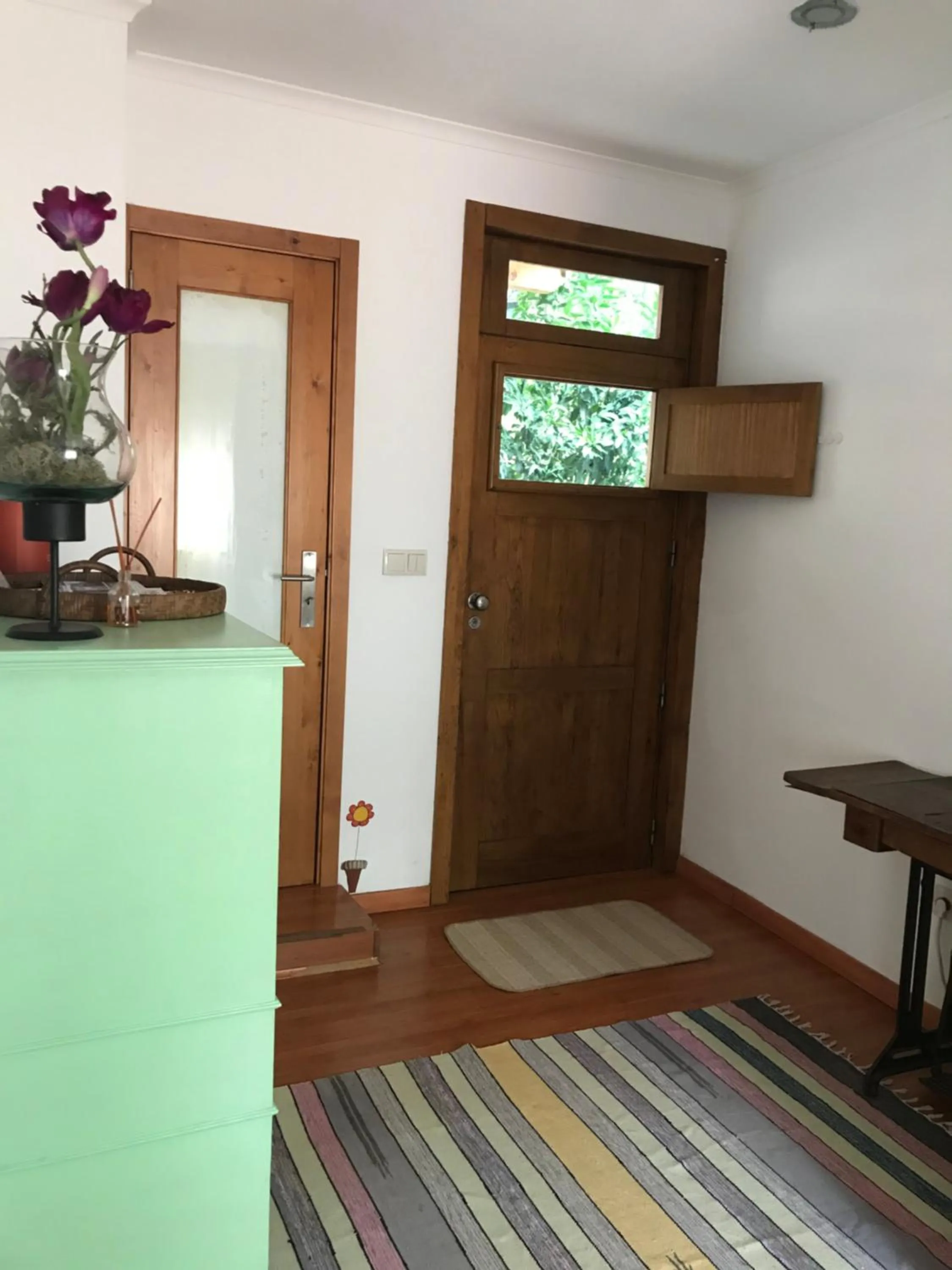 Photo of the whole room in Casas Botelho Elias