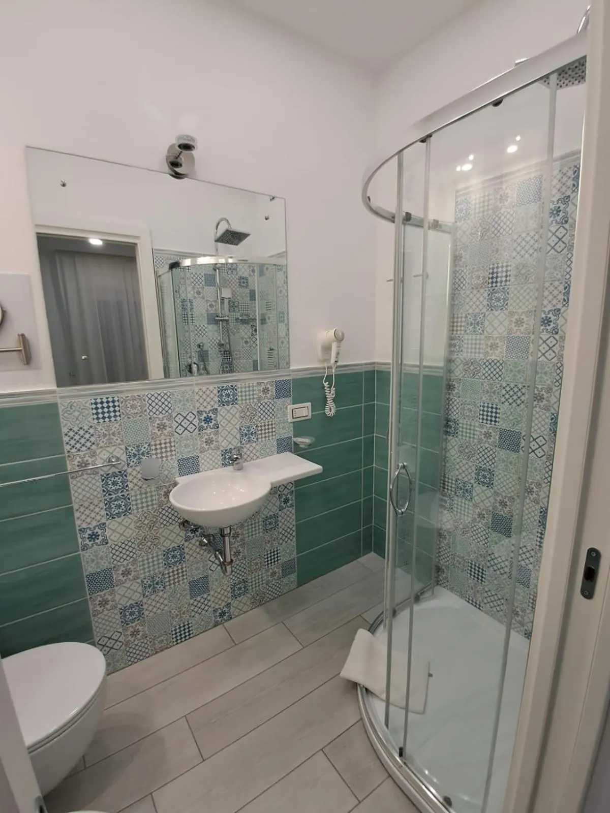Bathroom in Dreams Tropea Mare "Parking Private"