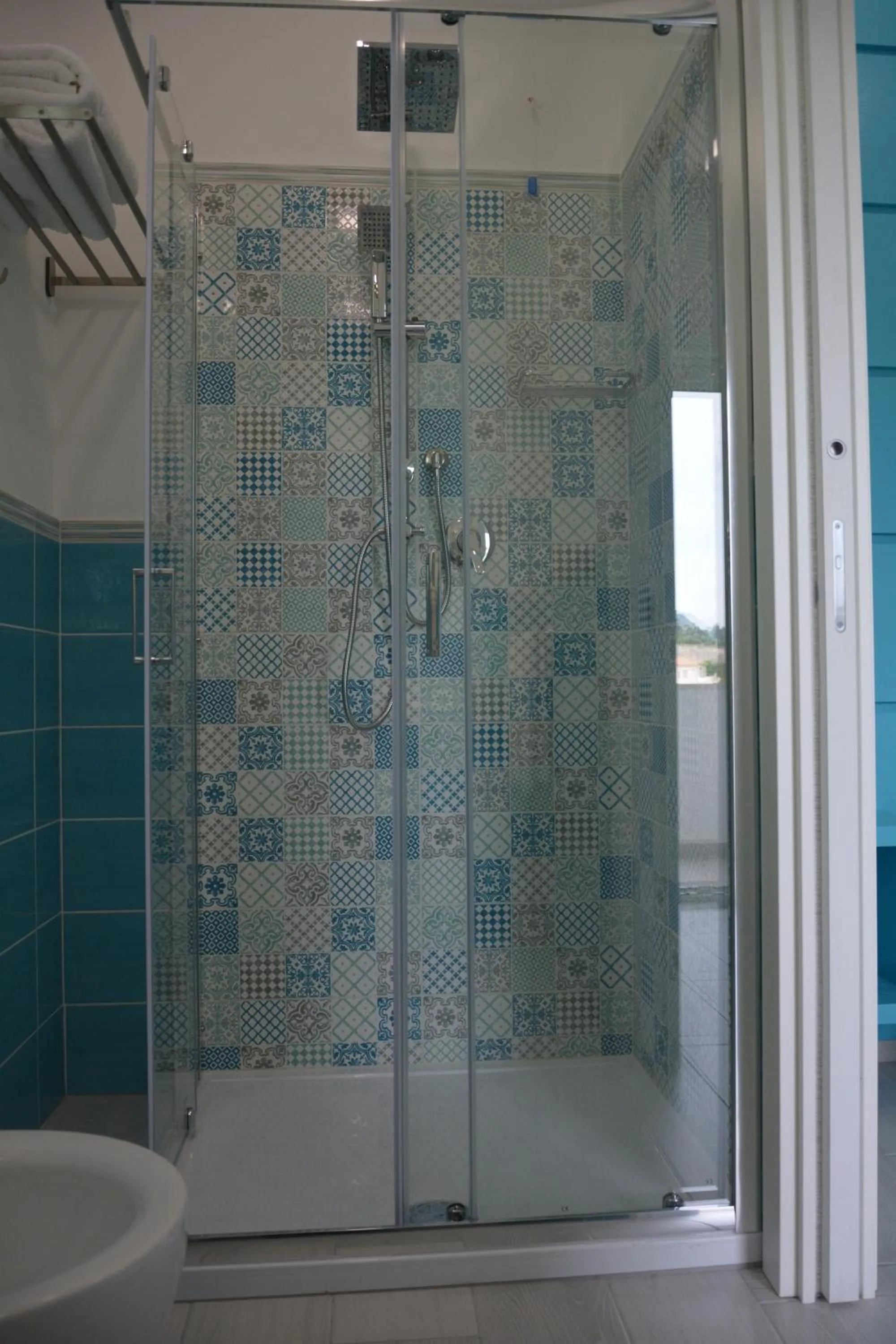 Bathroom in Dreams Tropea Mare "Parking Private"
