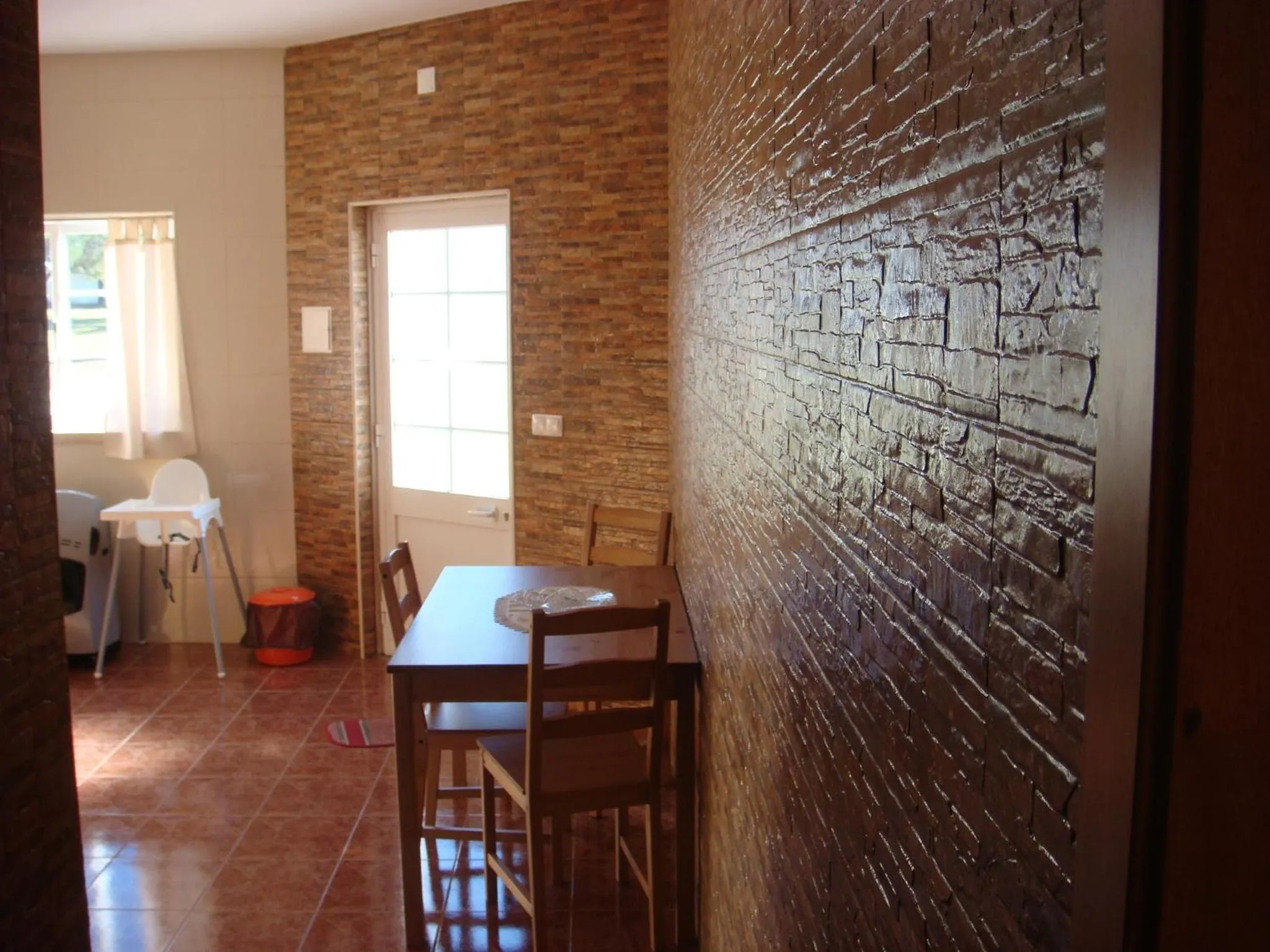 Kitchen or kitchenette, Bed in Casa De Hospedes Flor Do Jardim