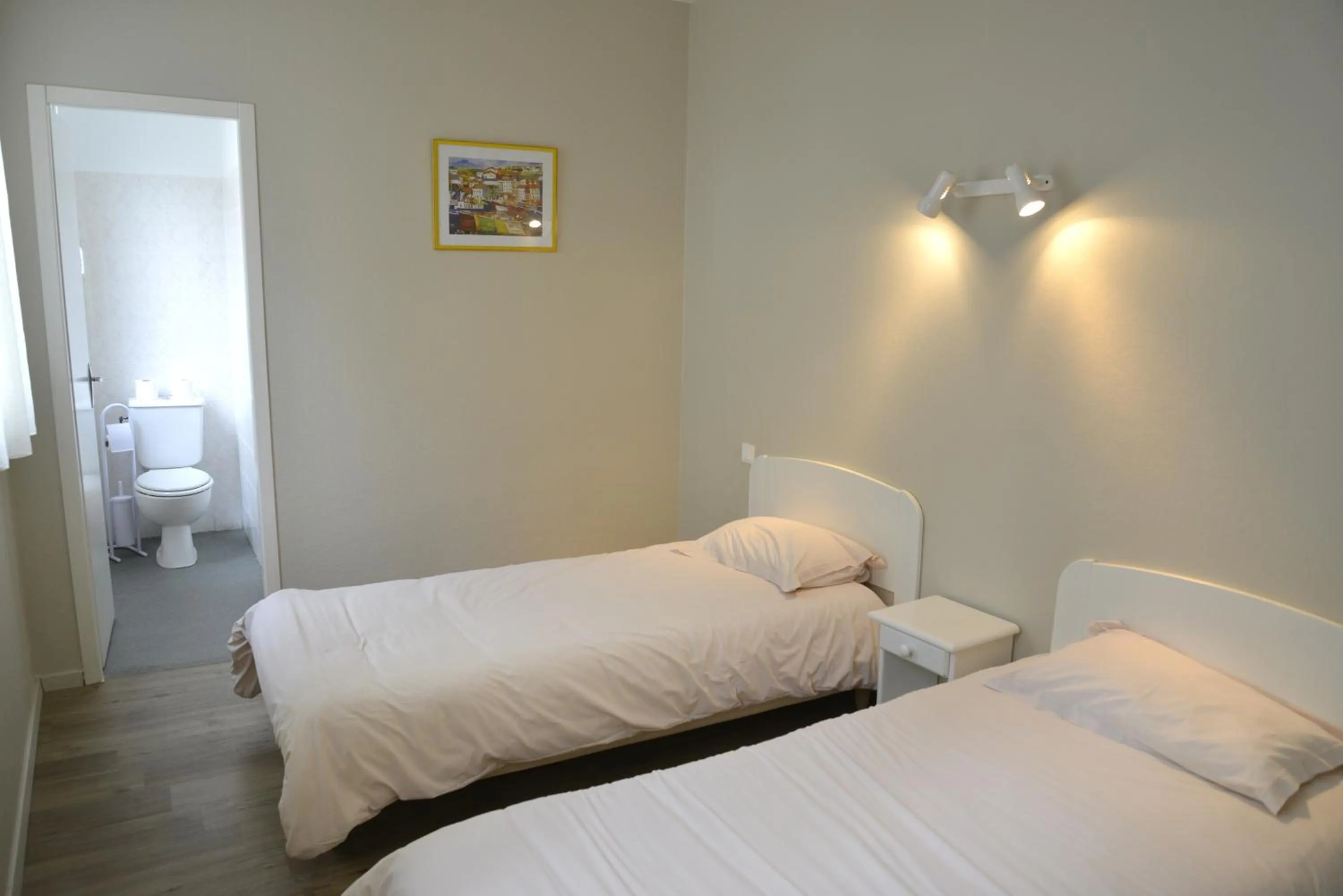 Bedroom, Bed in Hôtel Des Arceaux