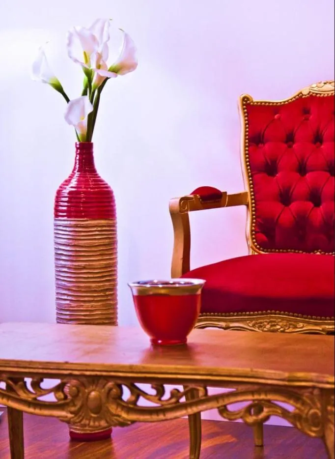 Decorative detail in Hotel Comercio