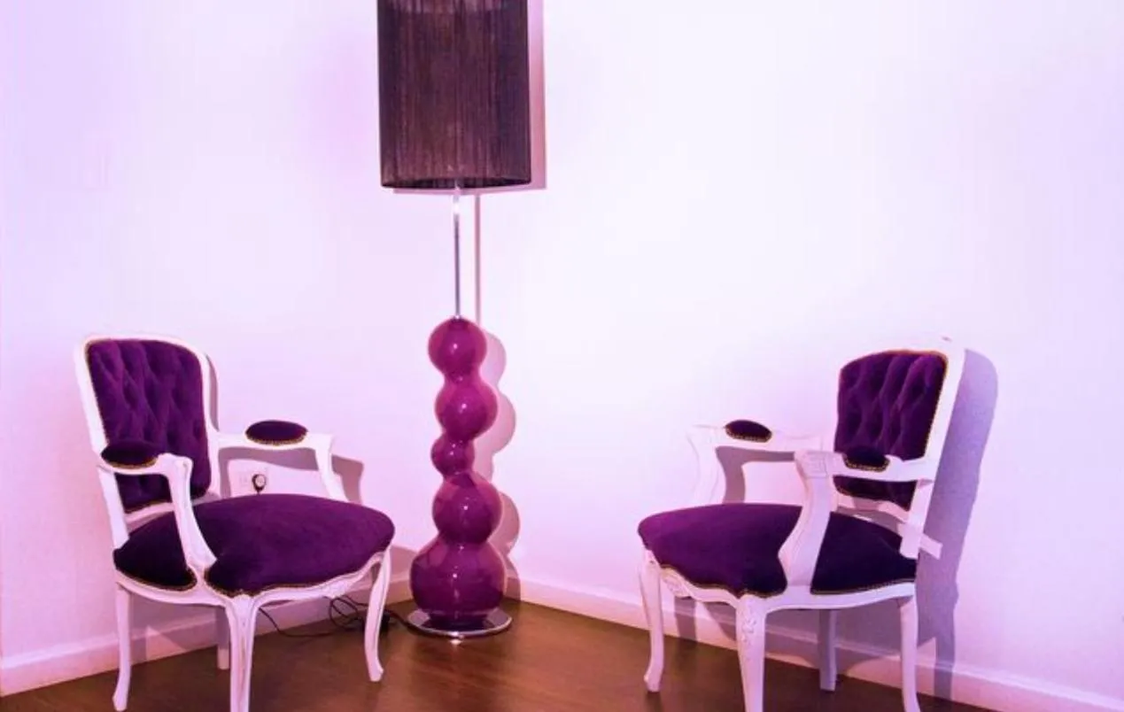 Seating area in Hotel Comercio