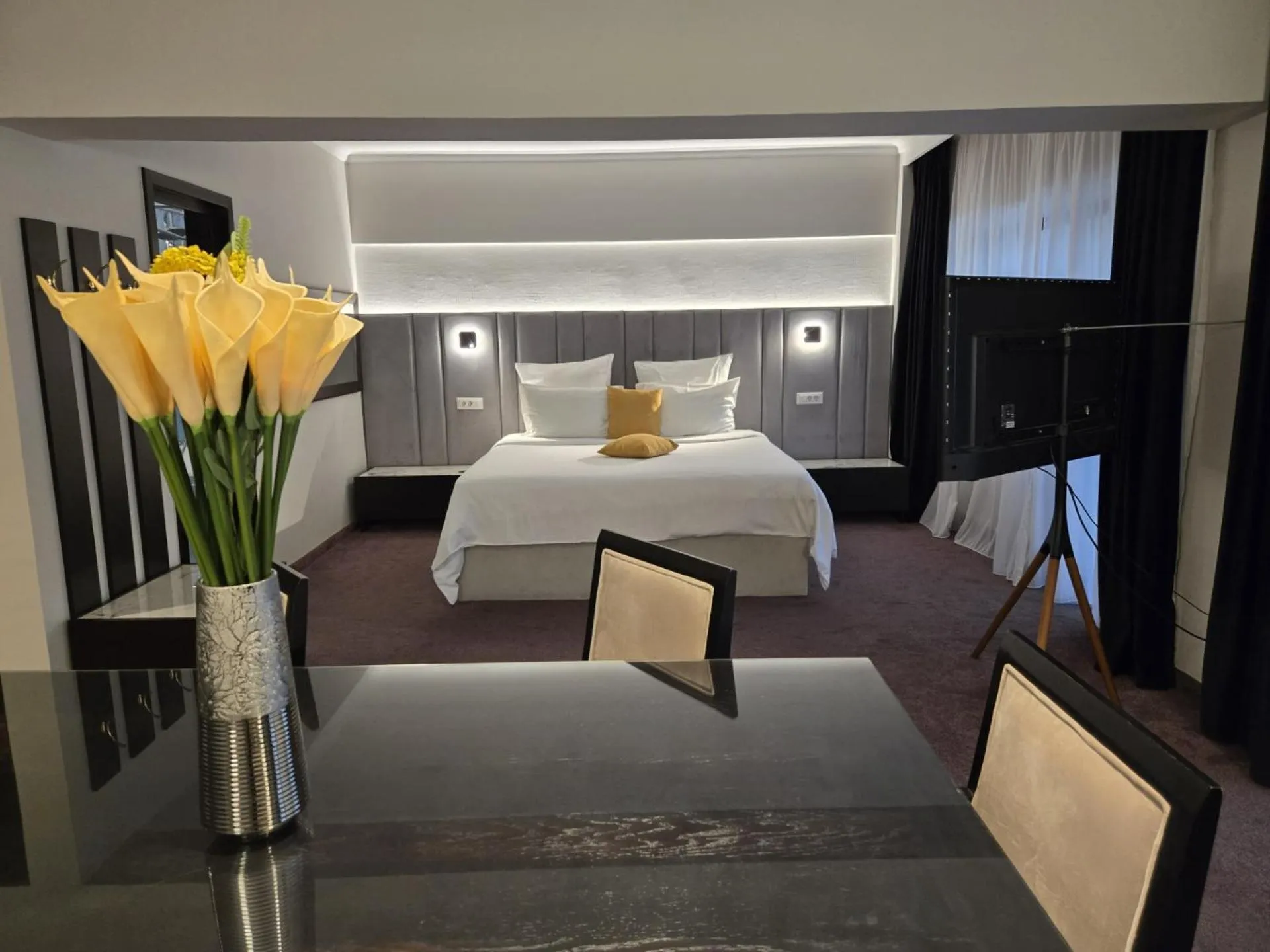 Photo of the whole room, Bed in Hotel Dumbrava