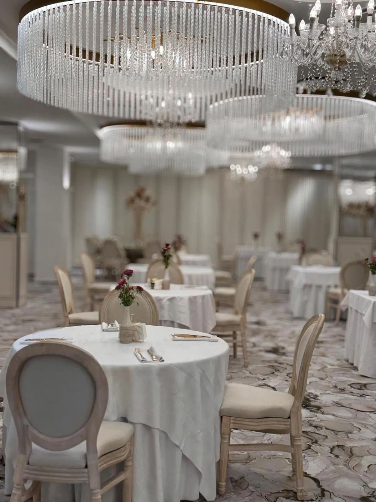 Breakfast in Hotel Dumbrava