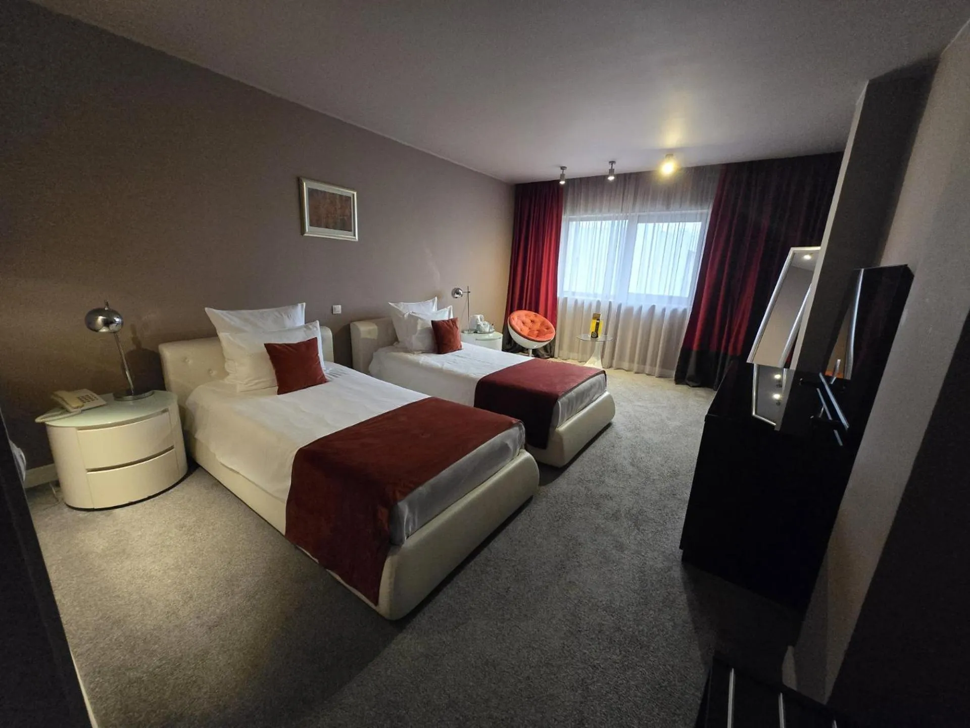 Photo of the whole room, Bed in Hotel Dumbrava