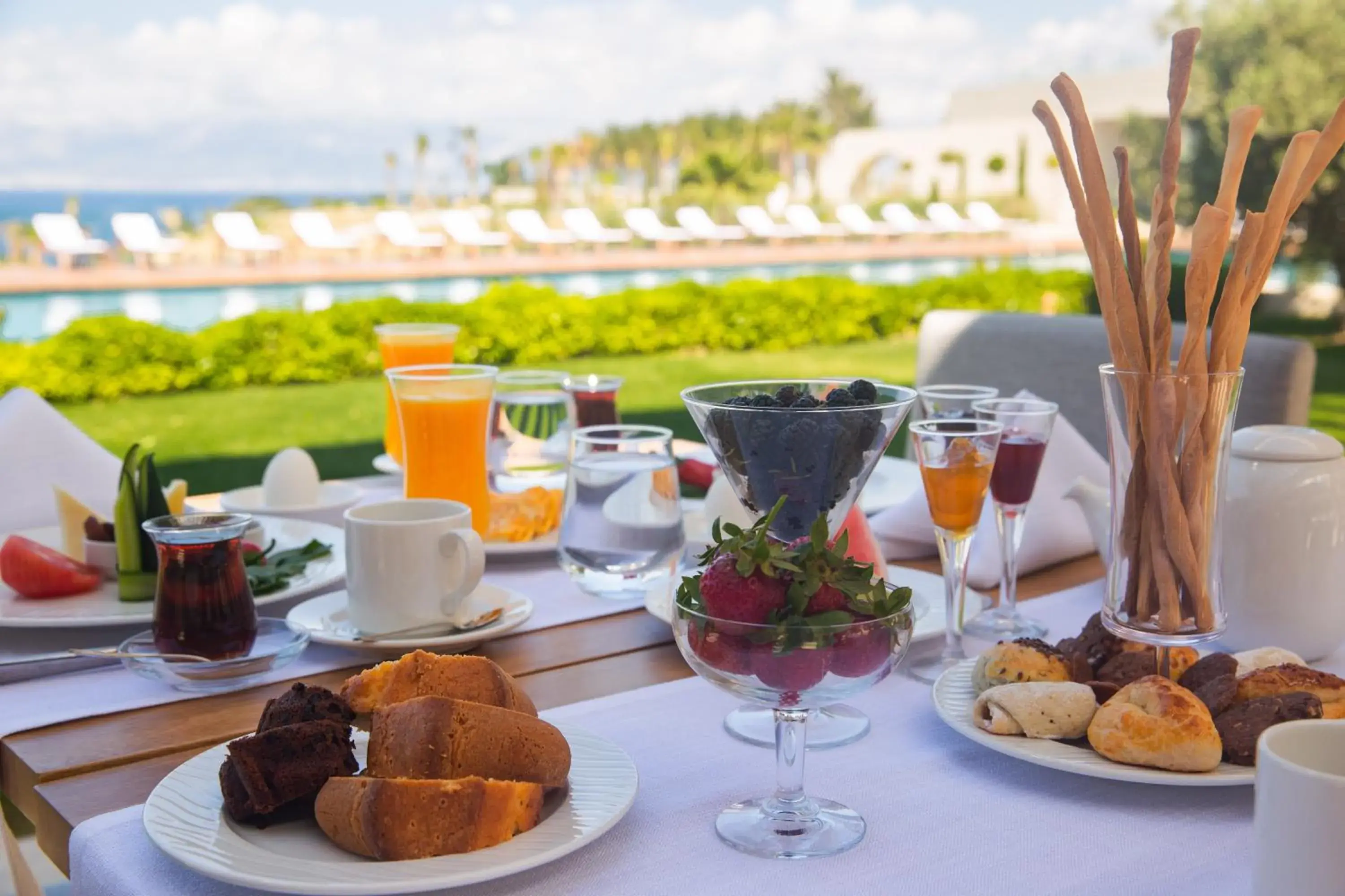 Food and drinks in ON'LIVE HOTEL Food and drinks in ON'LIVE HOTEL