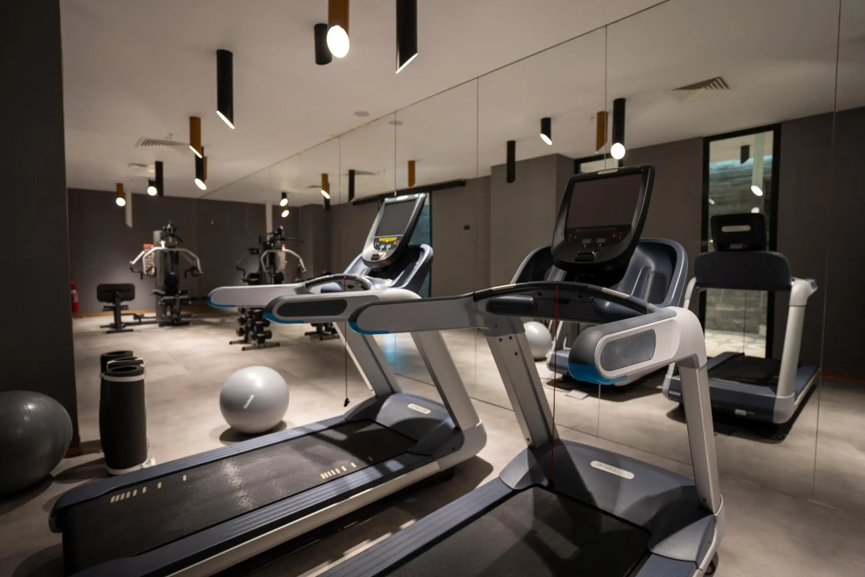 Fitness centre/facilities in ON'LIVE HOTEL Fitness centre/facilities in ON'LIVE HOTEL