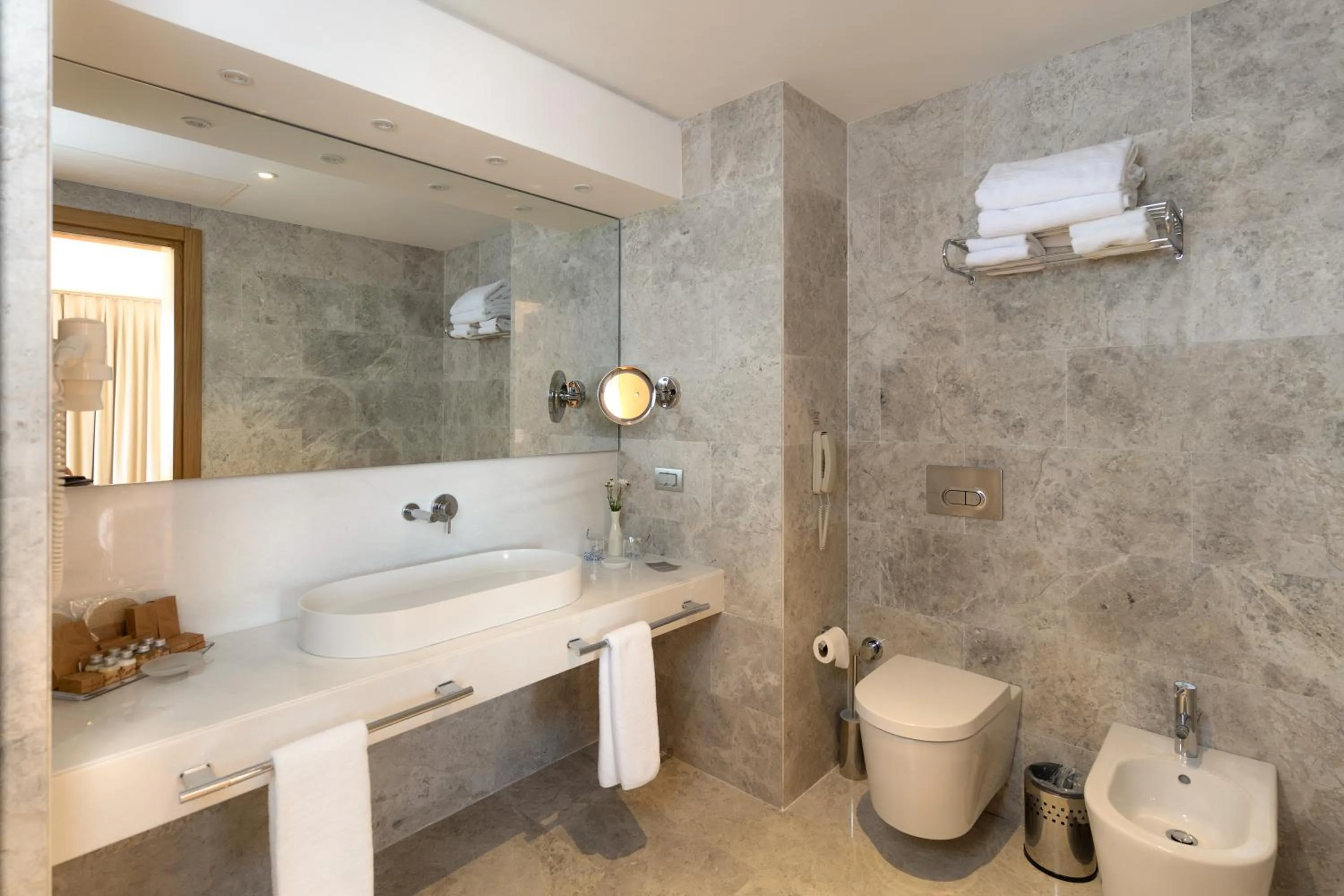 Bathroom in ON'LIVE HOTEL